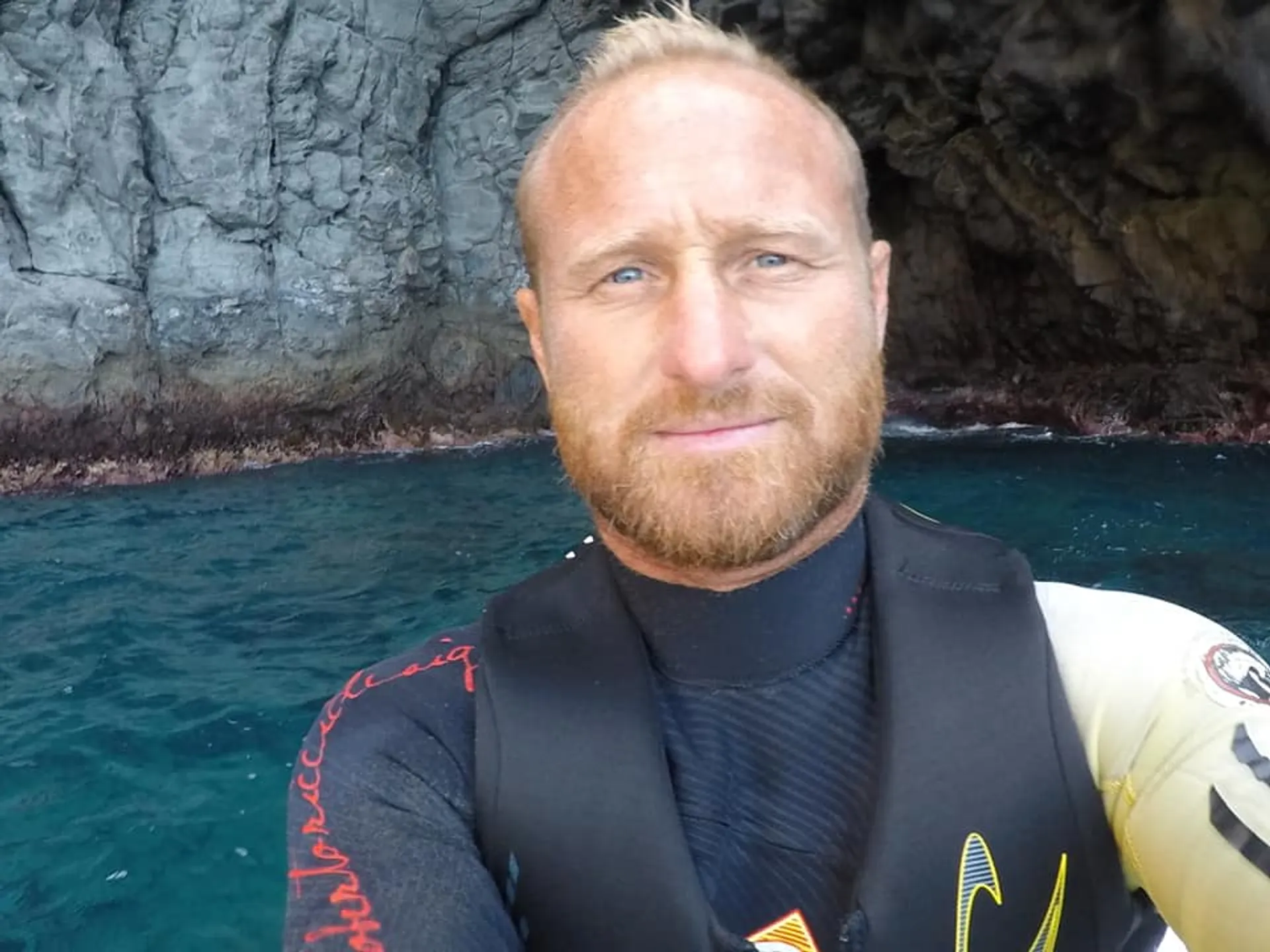 Volcano Surfcamp