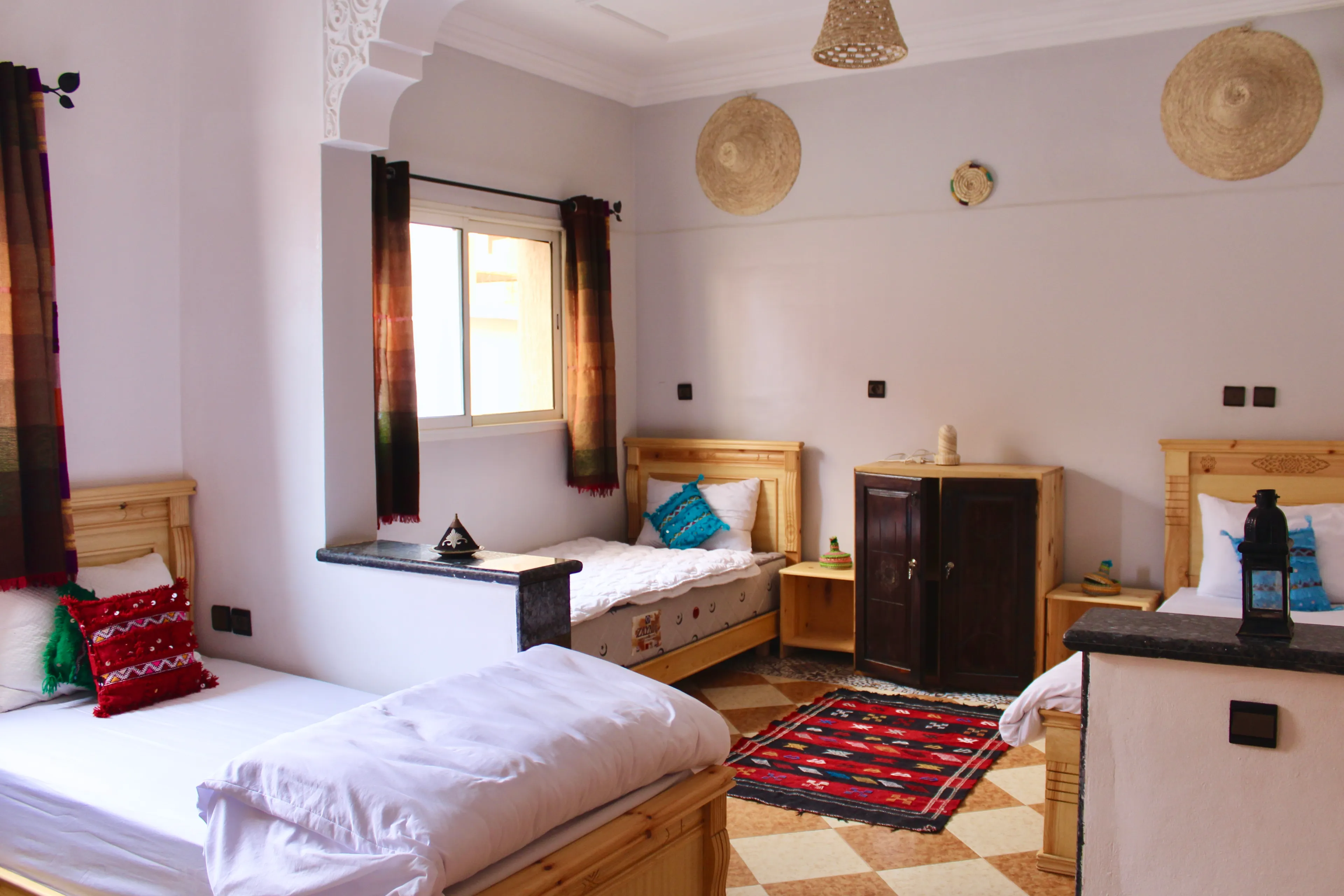 Mehrbettzimmer mit 4 Einzelbetten - 1