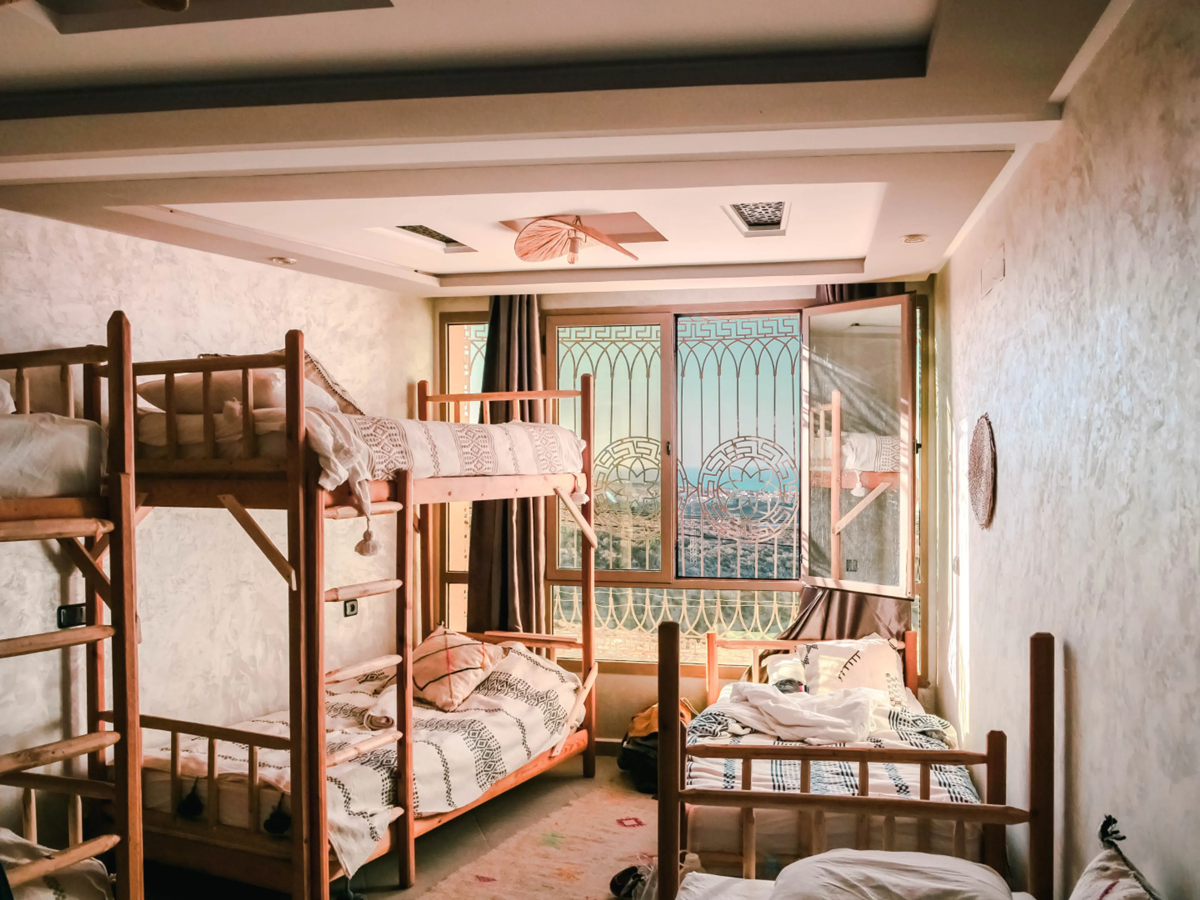Geteiltes Zimmer - 2