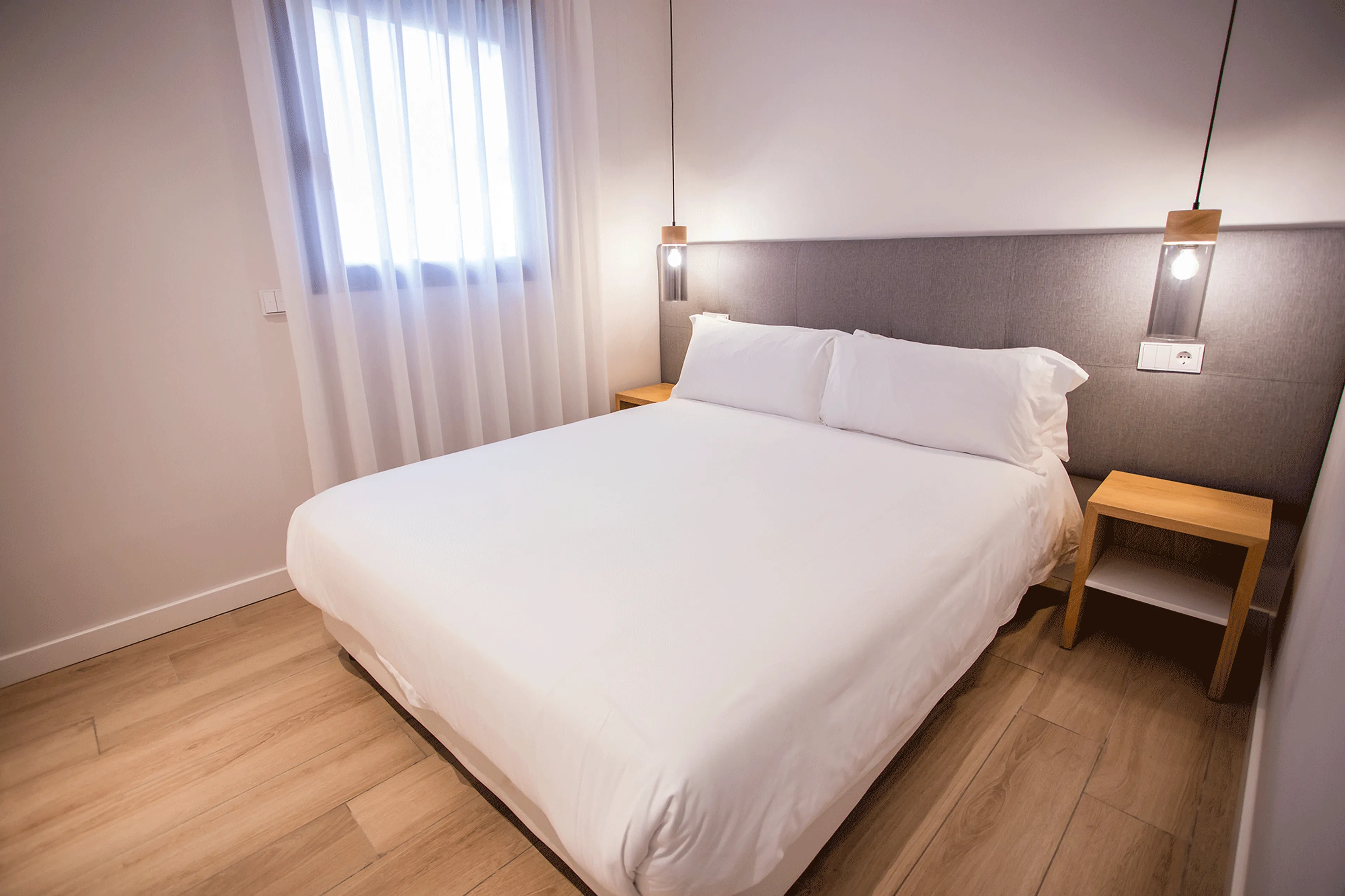 Privates Zimmer im 2-Zimmer-Apartment - 1