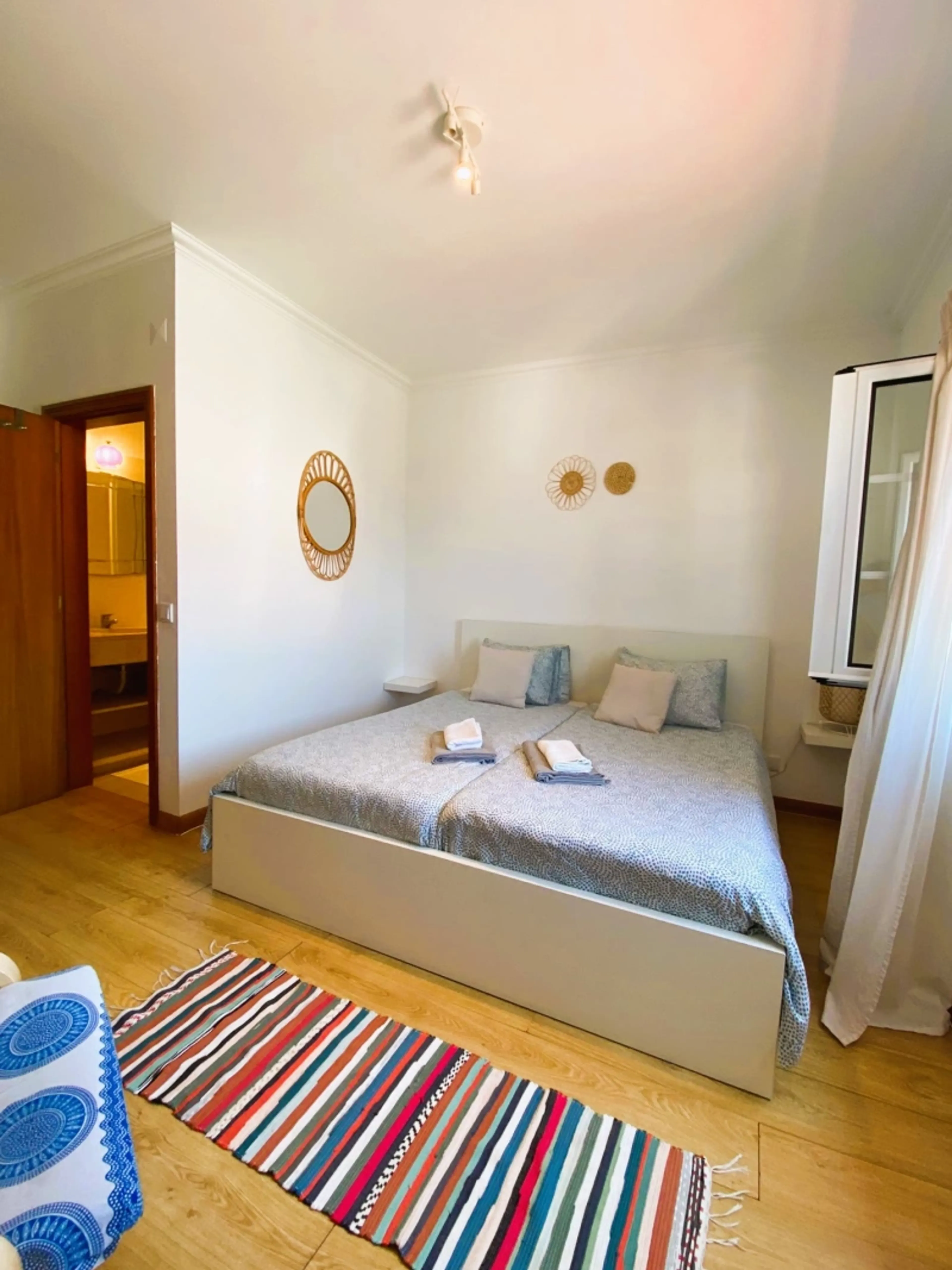 Suite mit Meerblick und eigenem Bad - 3