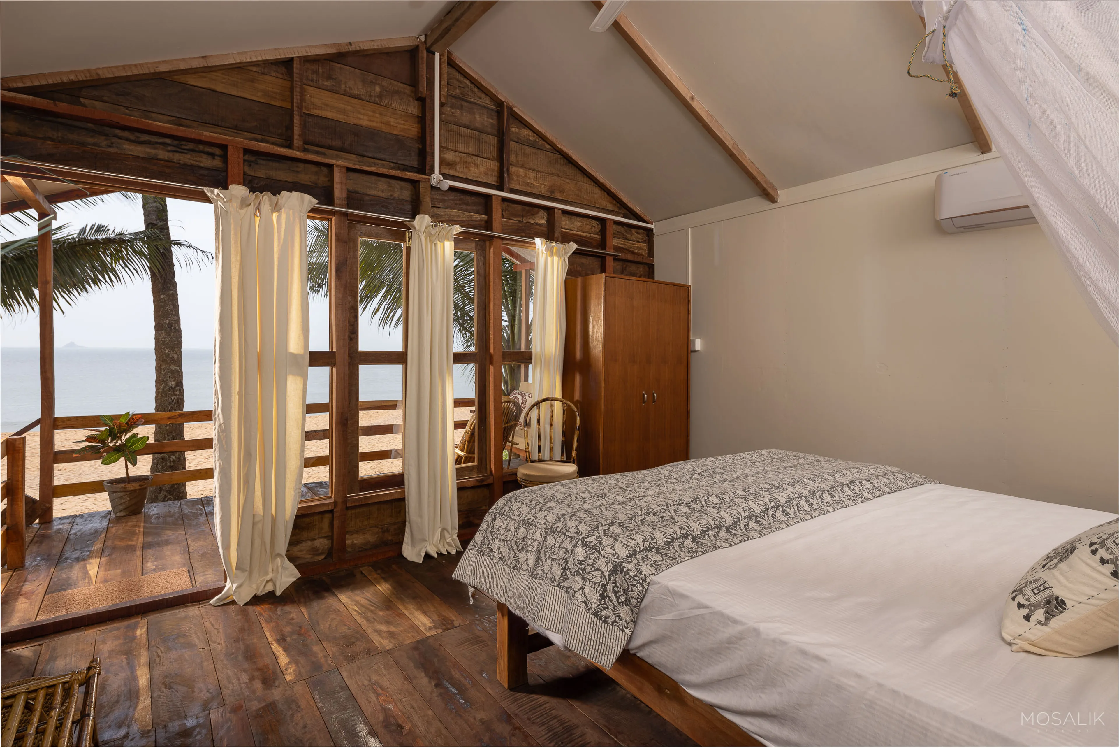 Beach front Bungalow - 2
