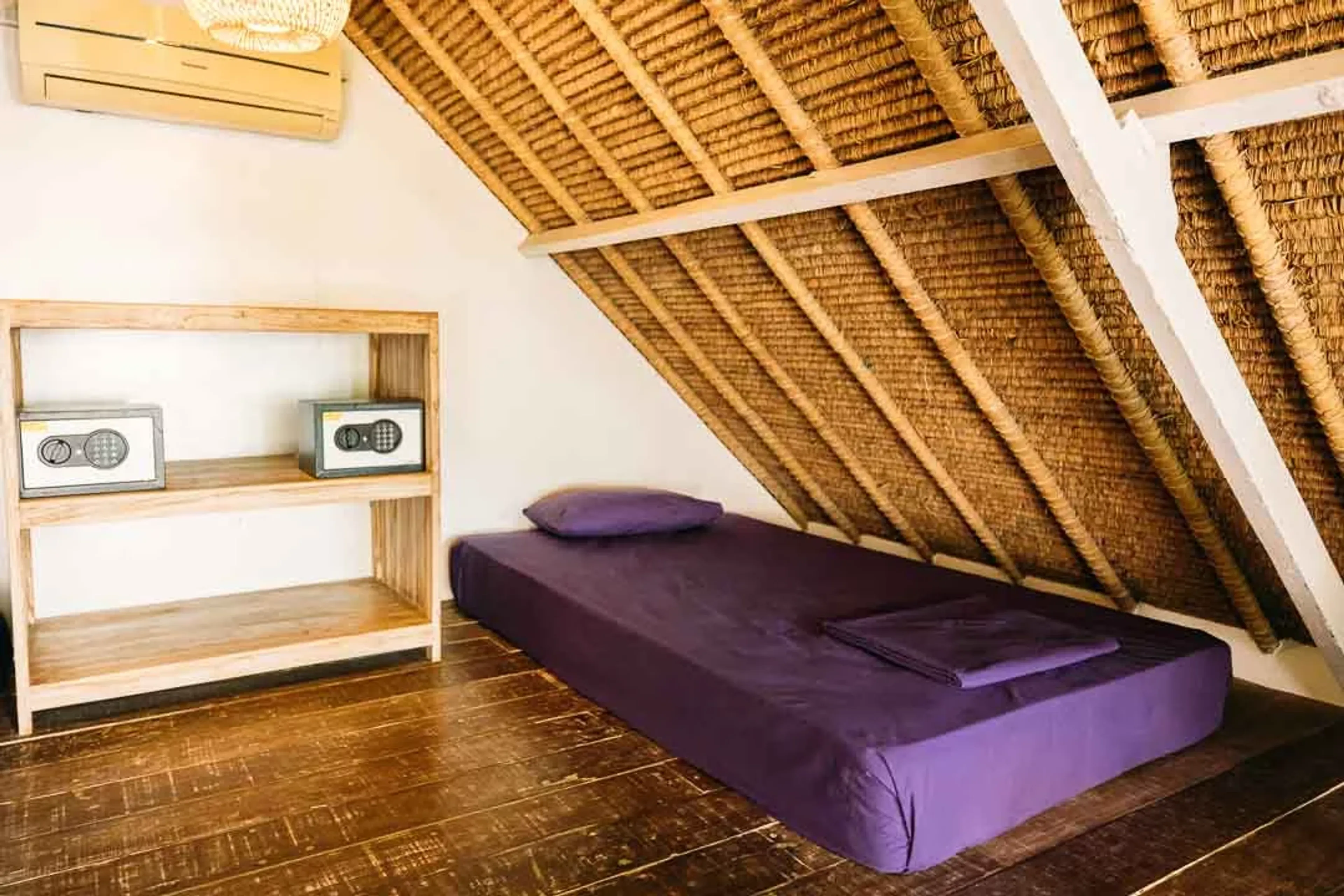 Geteiltes 2-Bettzimmer im Obergeschoss - 3