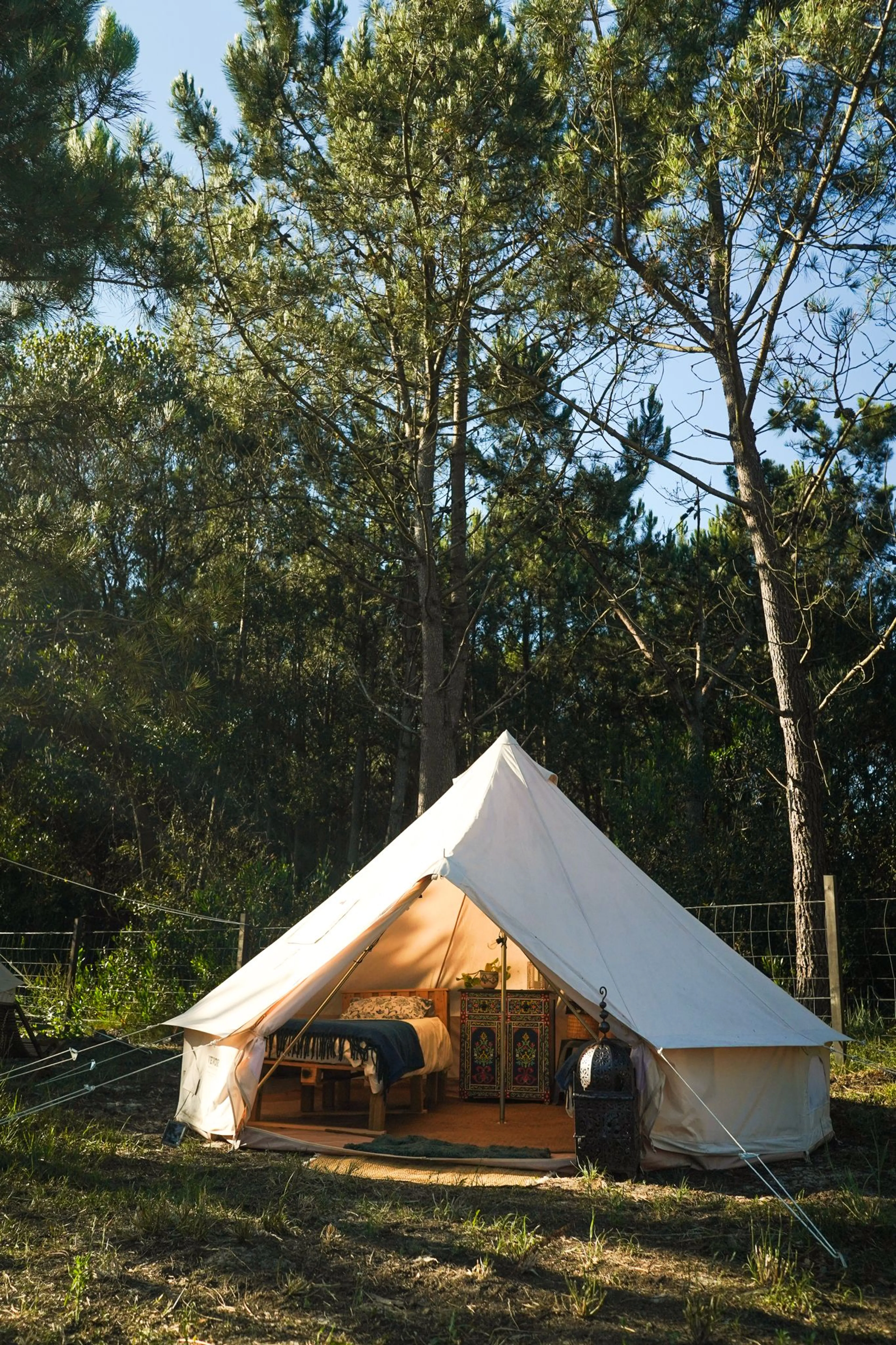 ANCHOR POINT - Privates Zelt mit Einzelbetten - 14