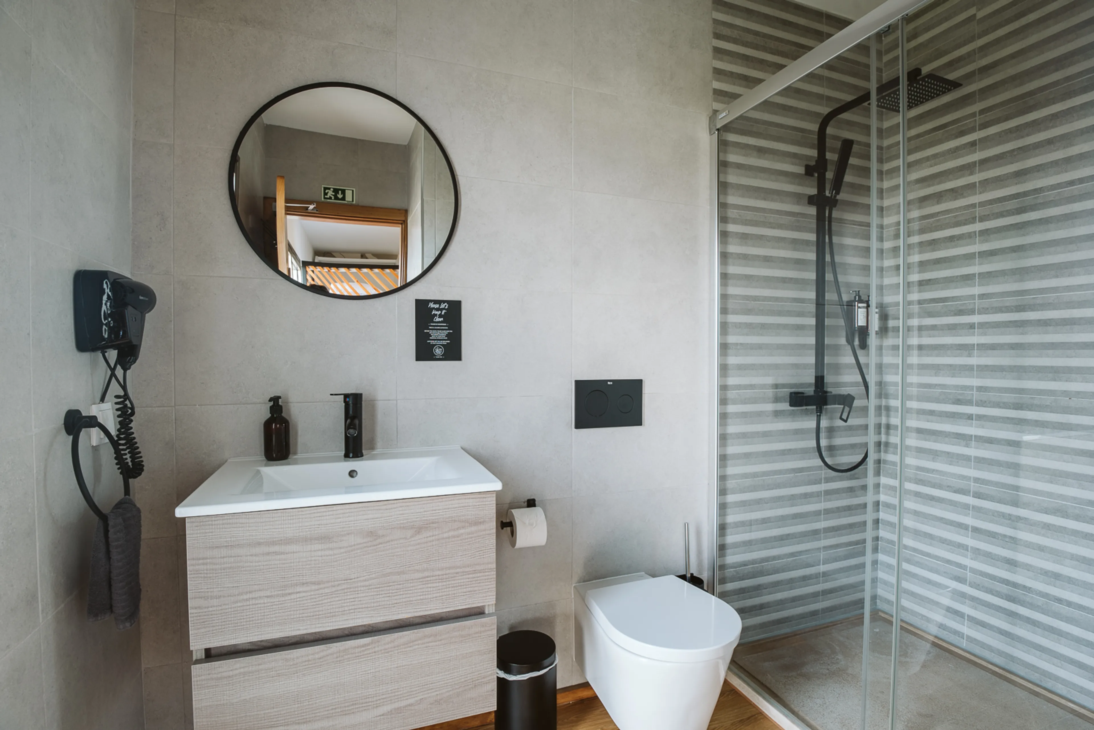 Doppelzimmer mit Balkon - 7