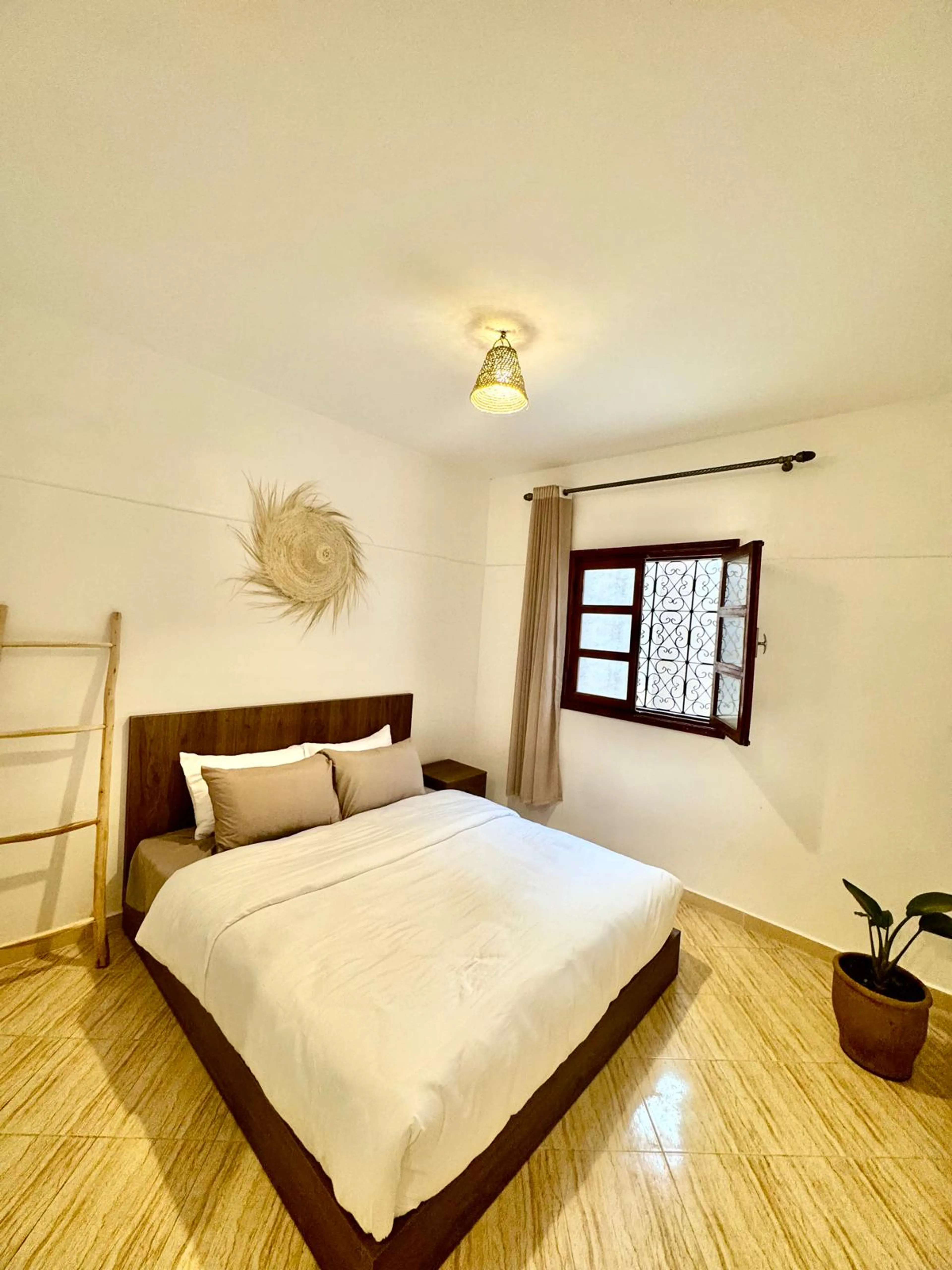 Doppelzimmer mit eigenem Bad - 1