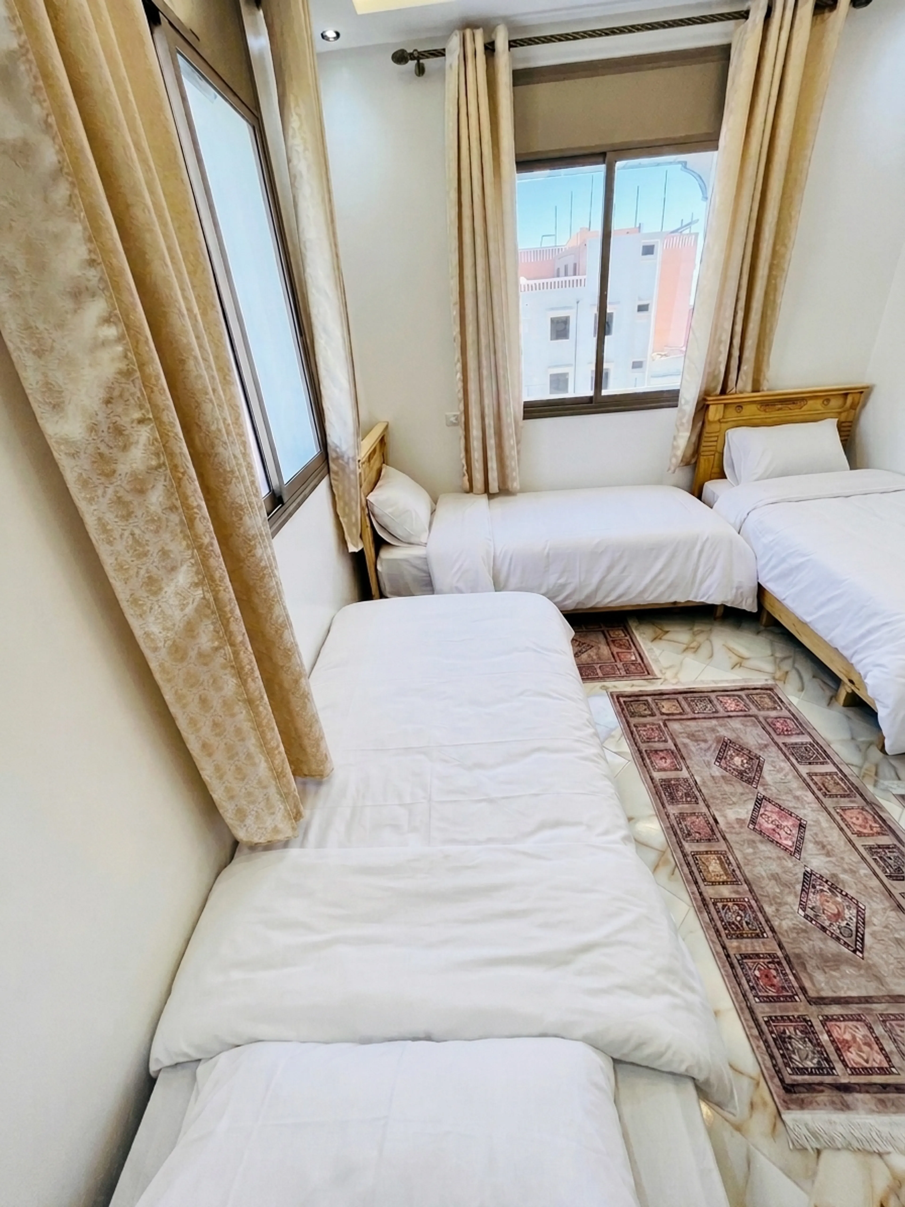 Geteiltes Dreibettzimmer - 6