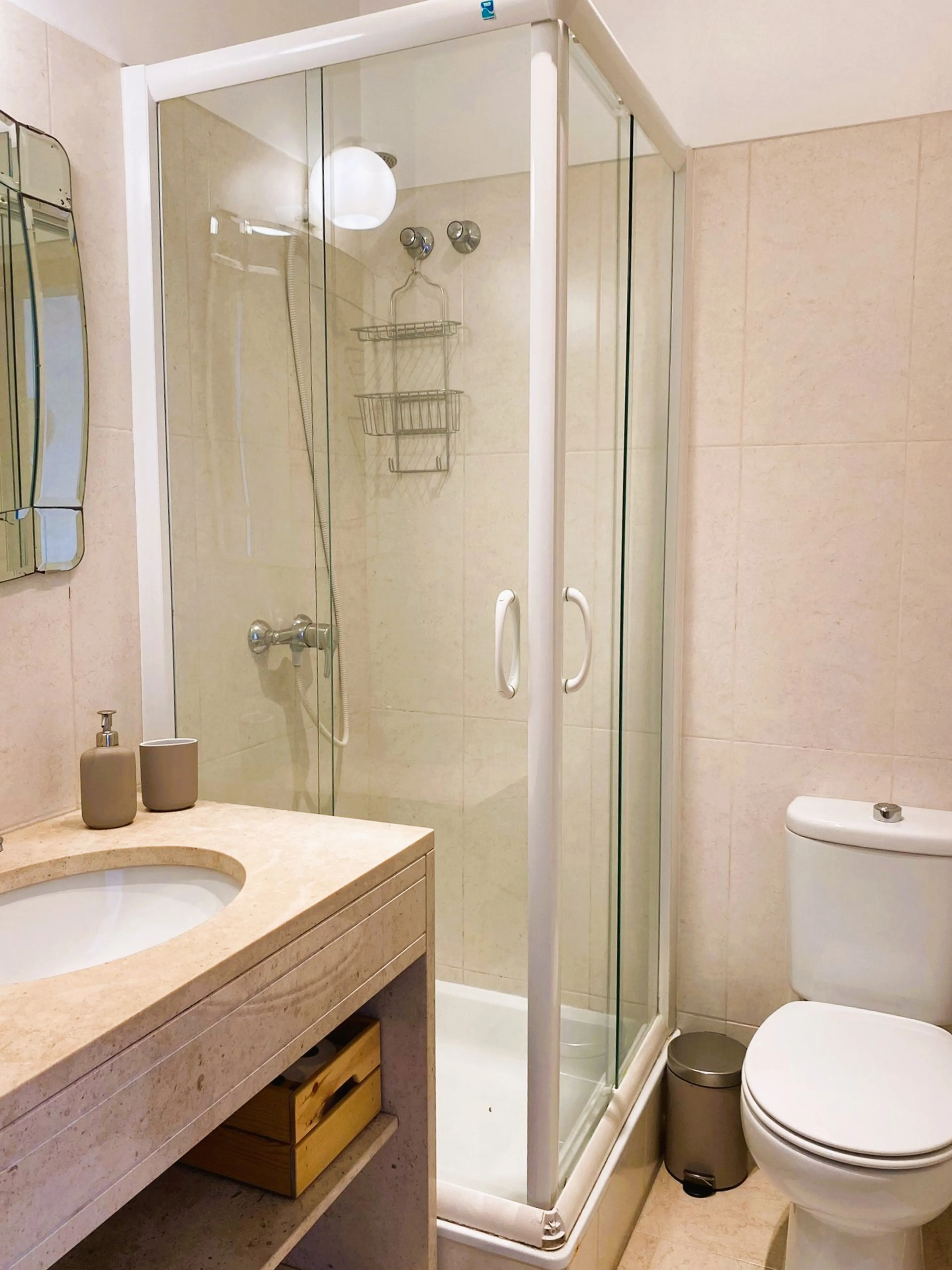 Suite mit Meerblick und eigenem Bad - 11
