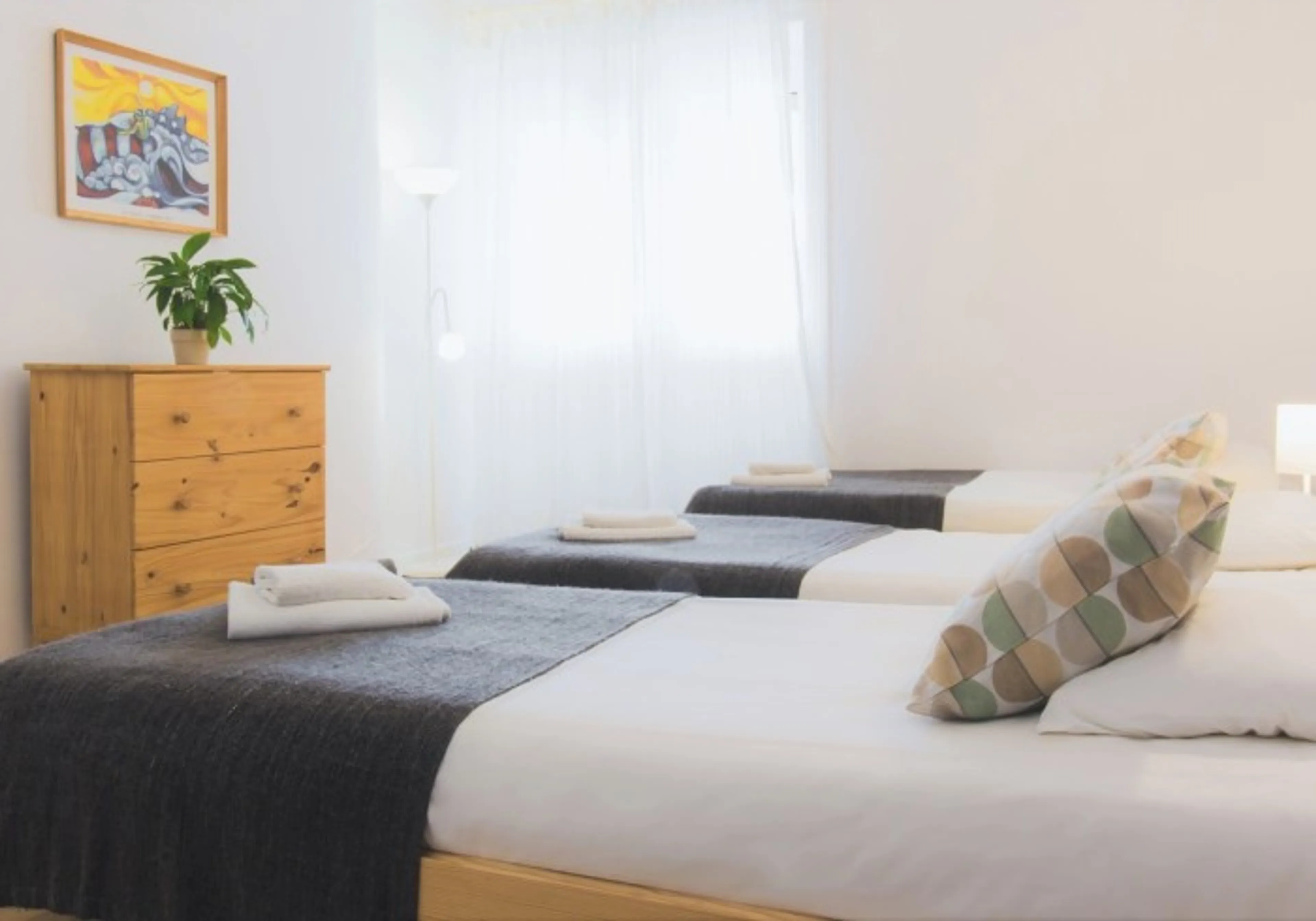 3-Bett-Zimmer mit eigenem Bad - 2