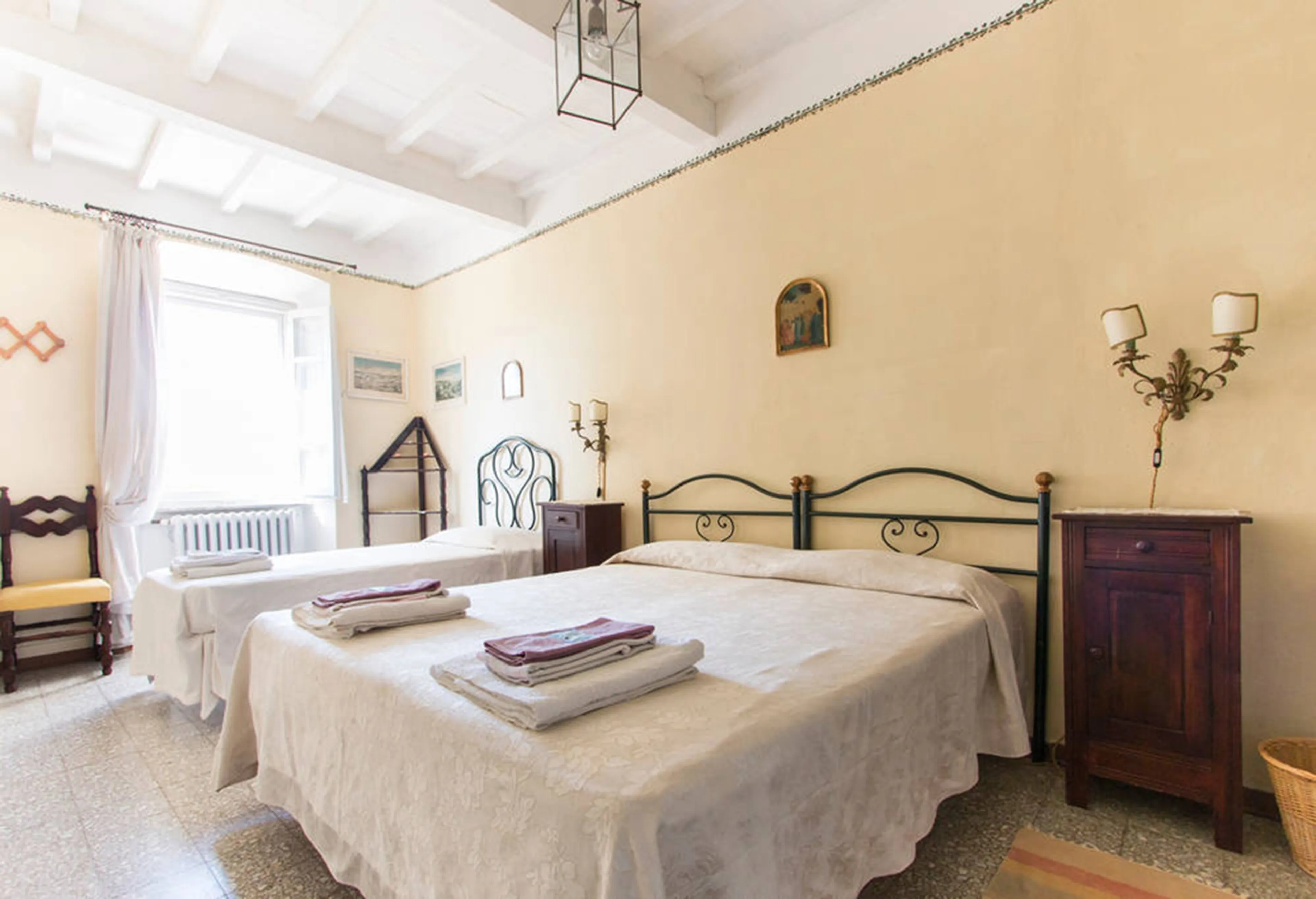 3-Bettzimmer mit privatem Bad - 1