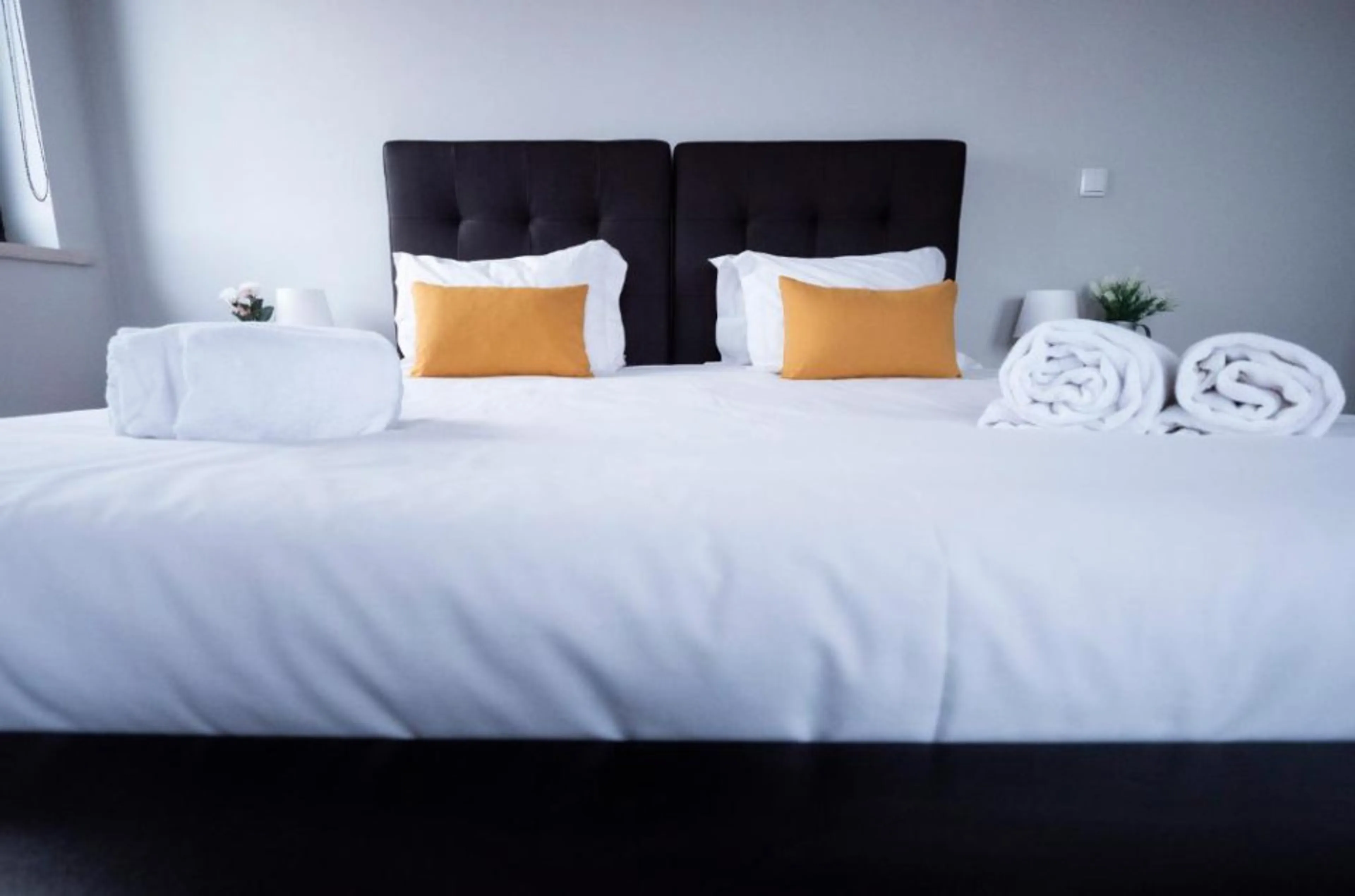 Doppelzimmer mit eigenem Bad und Balkon - 2