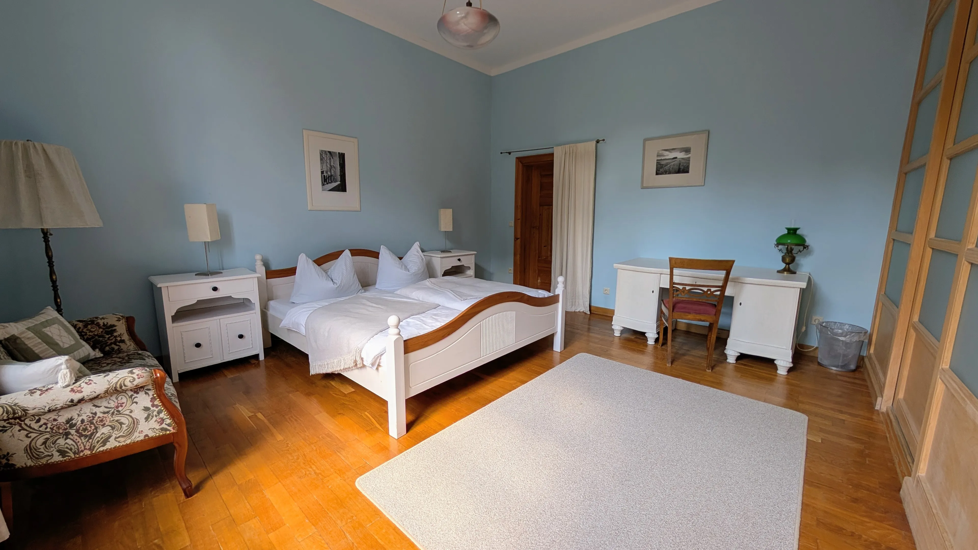 Doppelzimmer mit Bad - 1