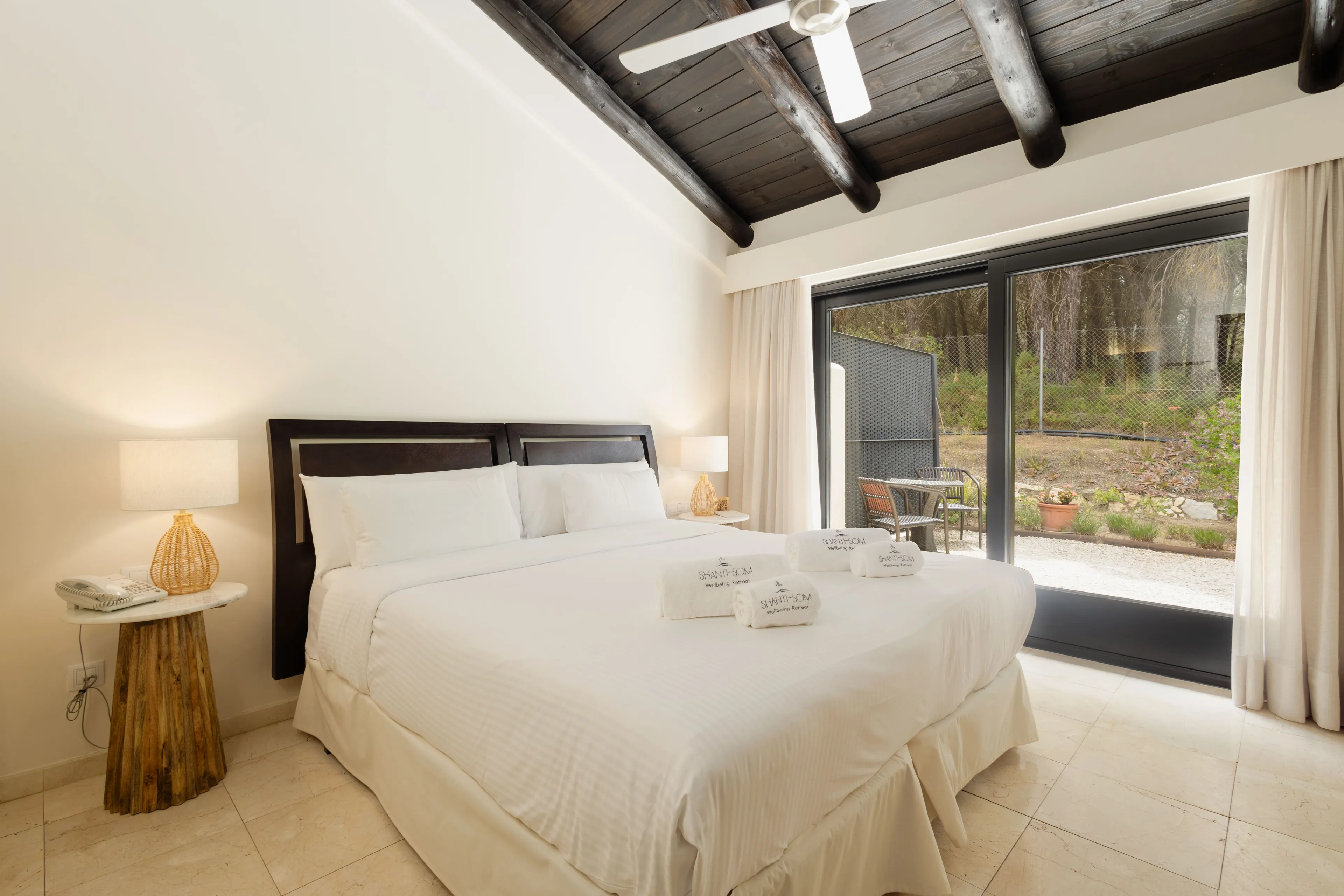 Standard Garden View Room - 2