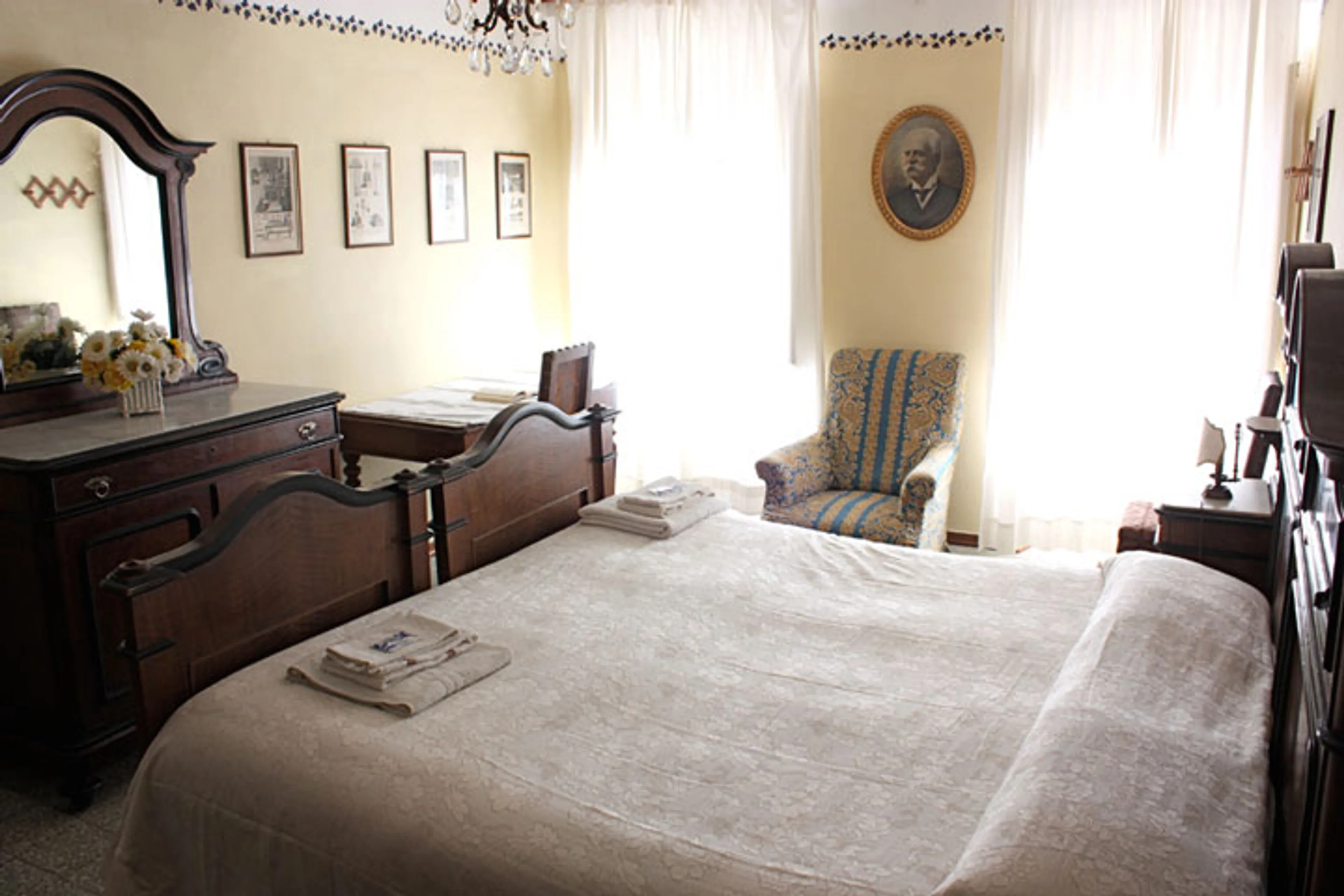 Doppelzimmer mit privatem Bad - 1