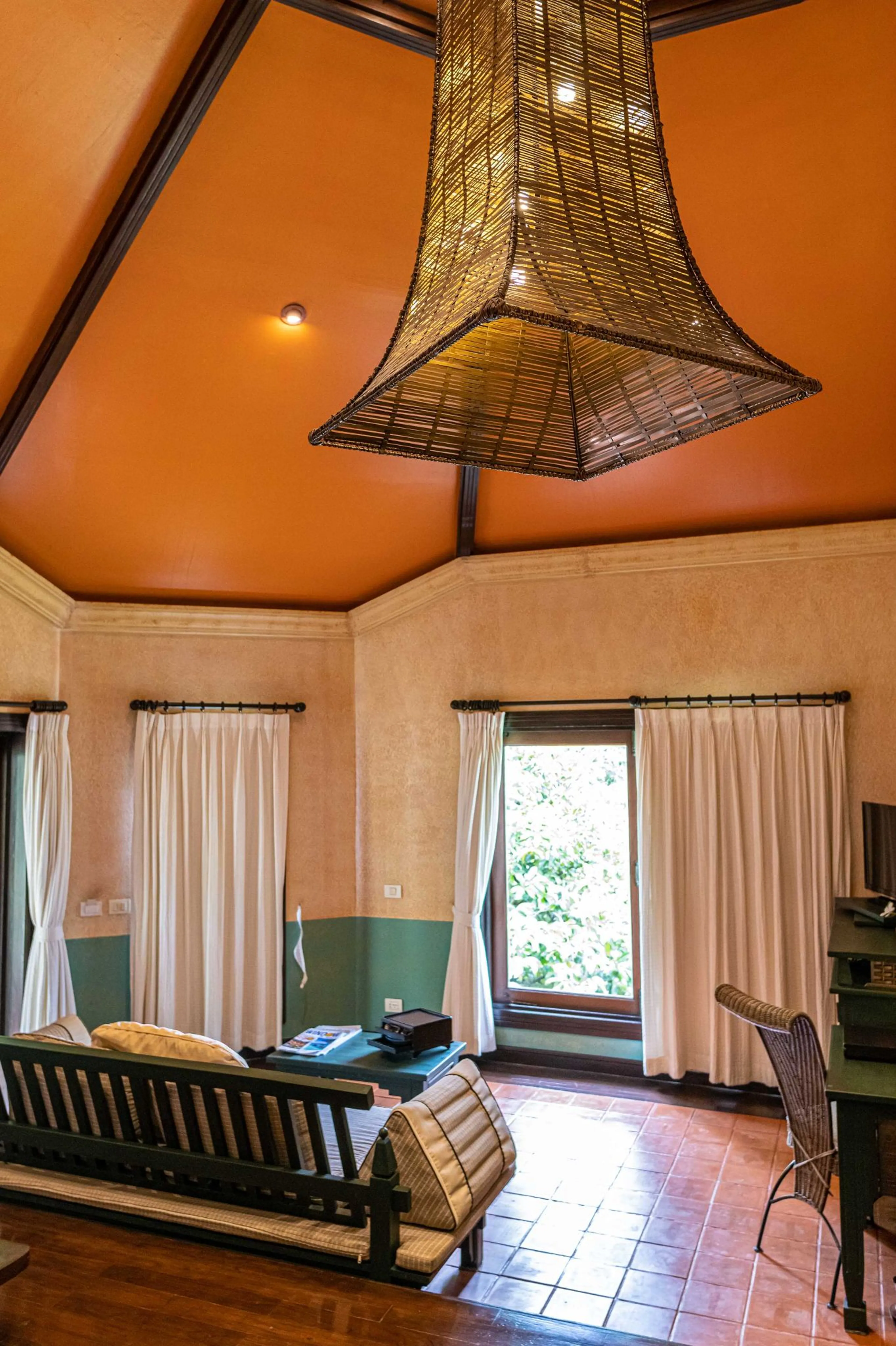 Superior Jacuzzi Villa - 4