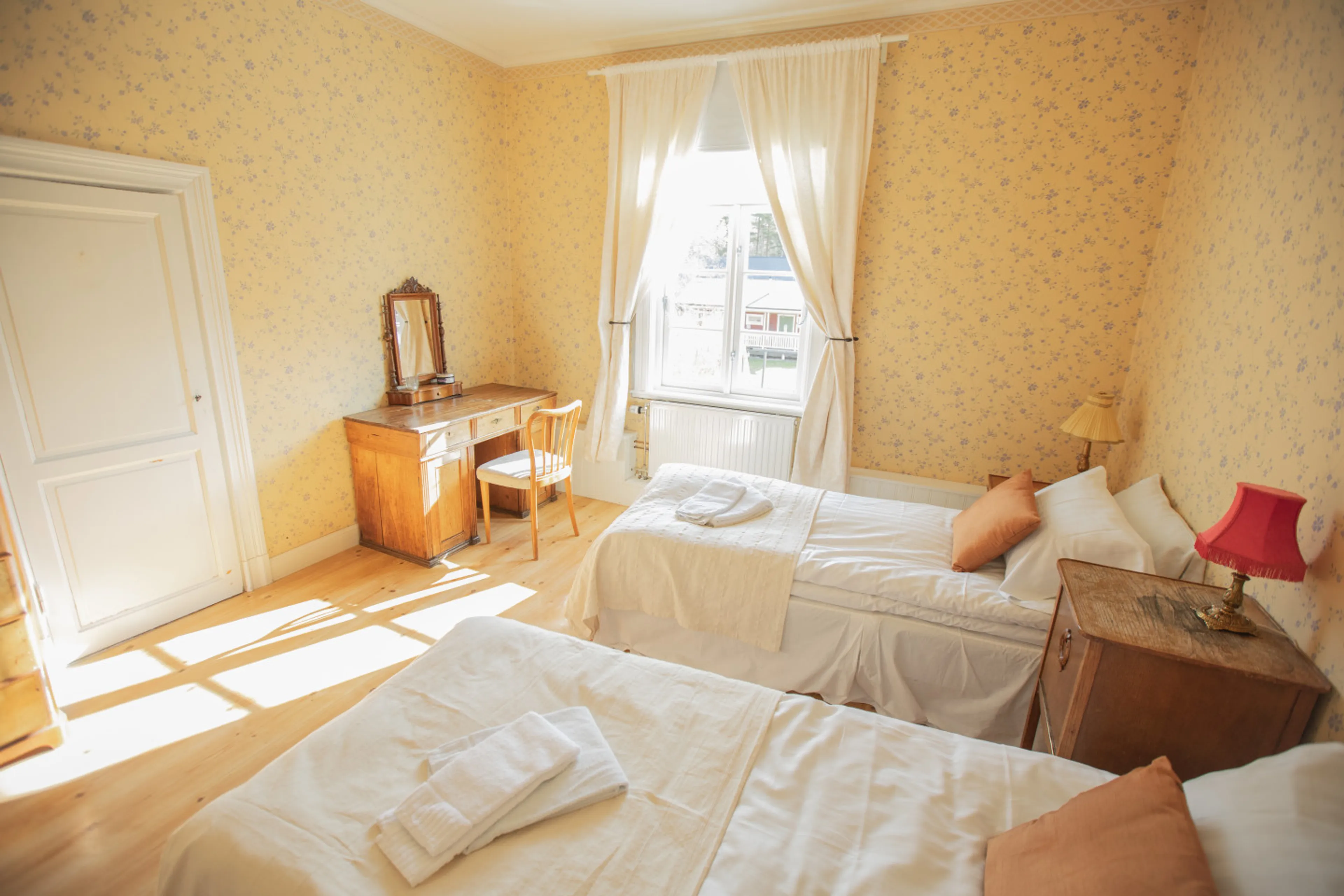 Geteiltes Zweibettzimmer - 1