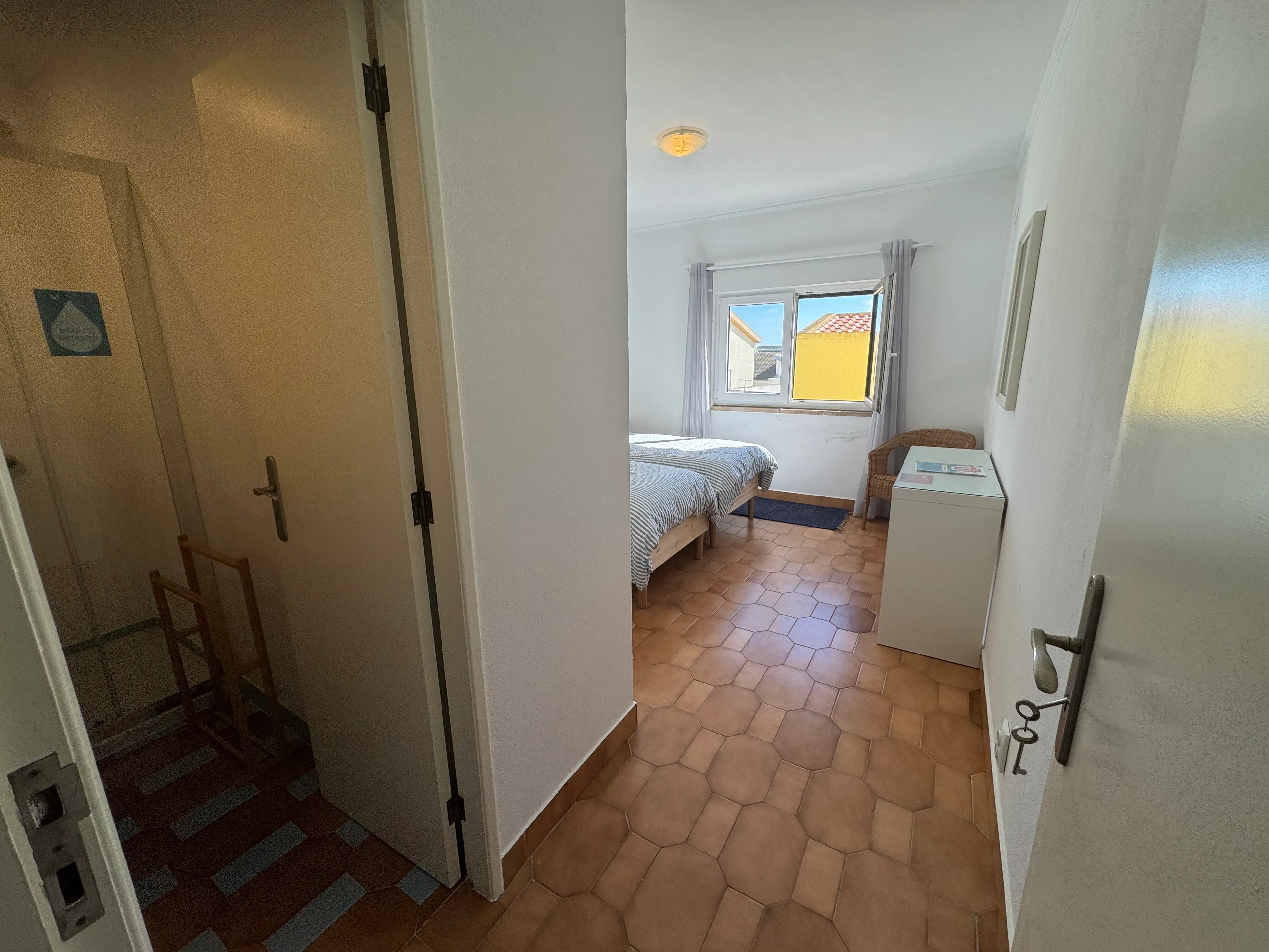 Zweibett-/Doppelzimmer mit eigenem Bad - 20