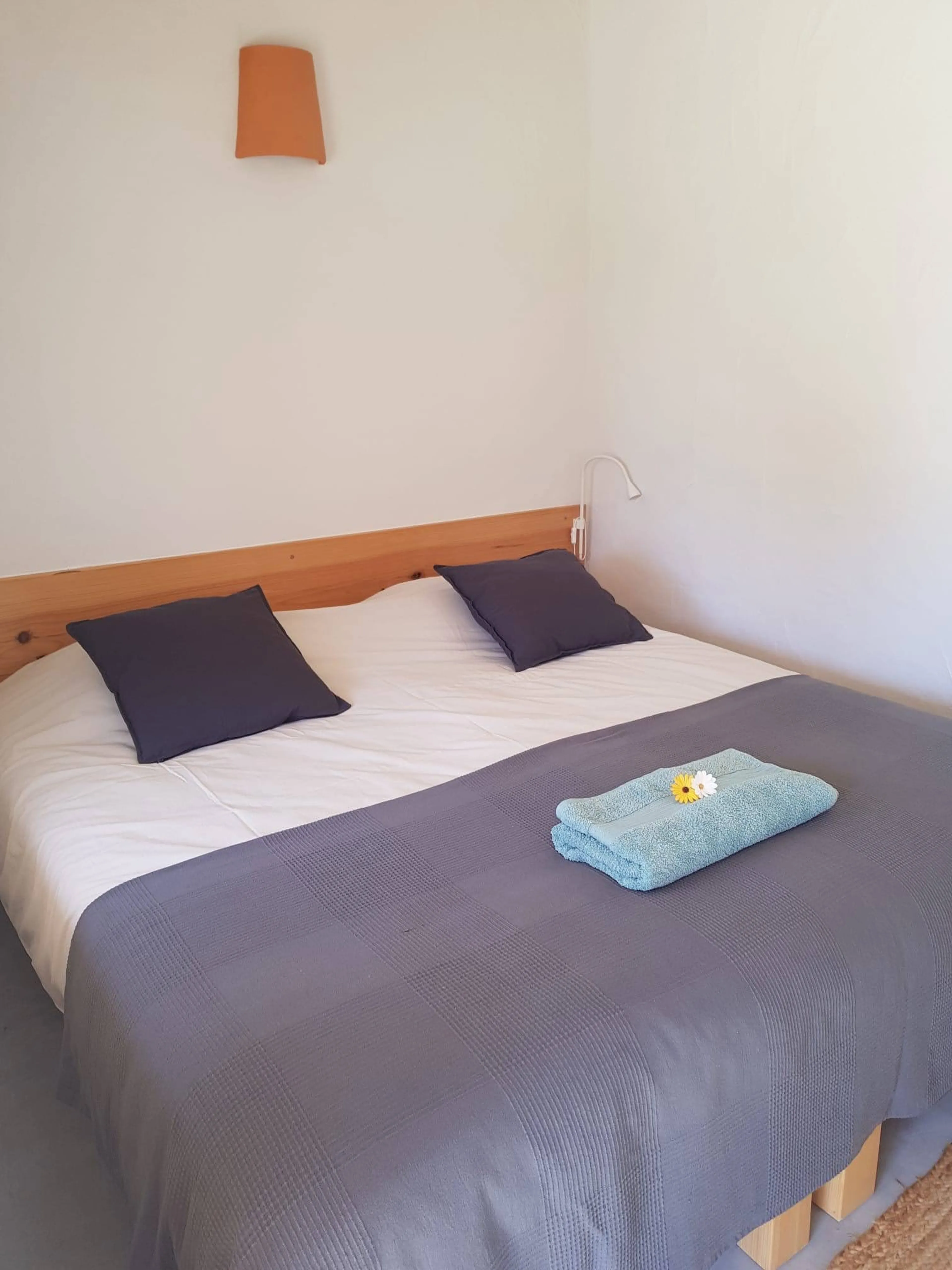 Doppel- oder Zweibettzimmer mit eigenem Bad - 4