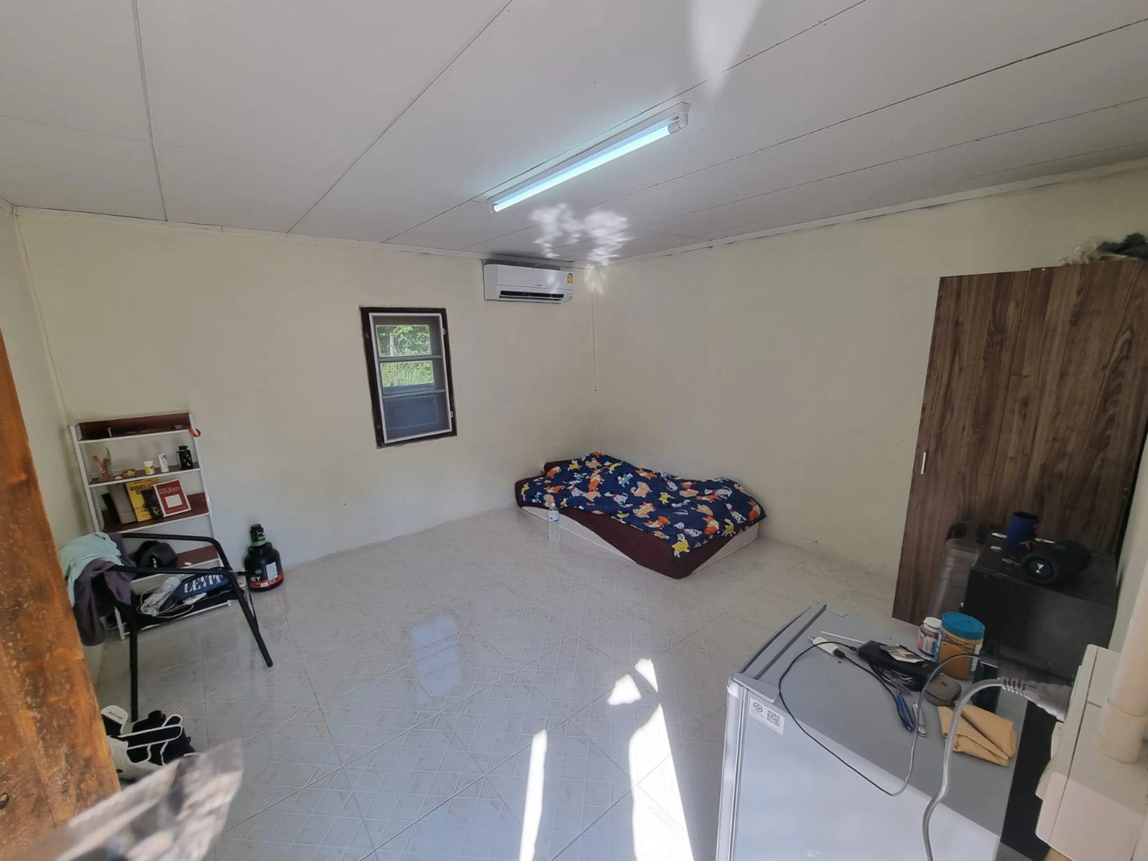 Zimmer mit Klimaanlage und geteiltem Bad - 3