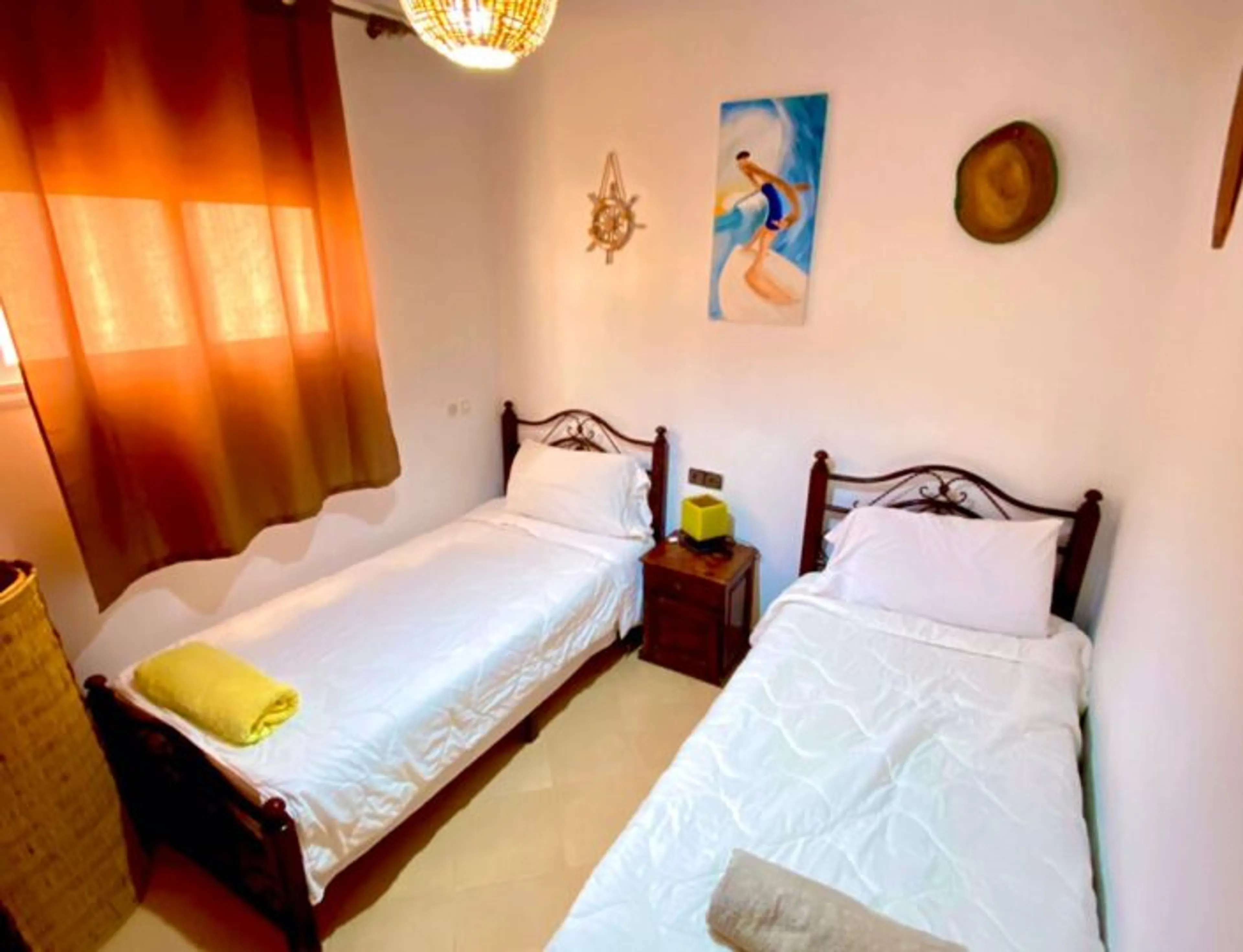 Privates Zimmer (teilweise mit Meerblick) - 7