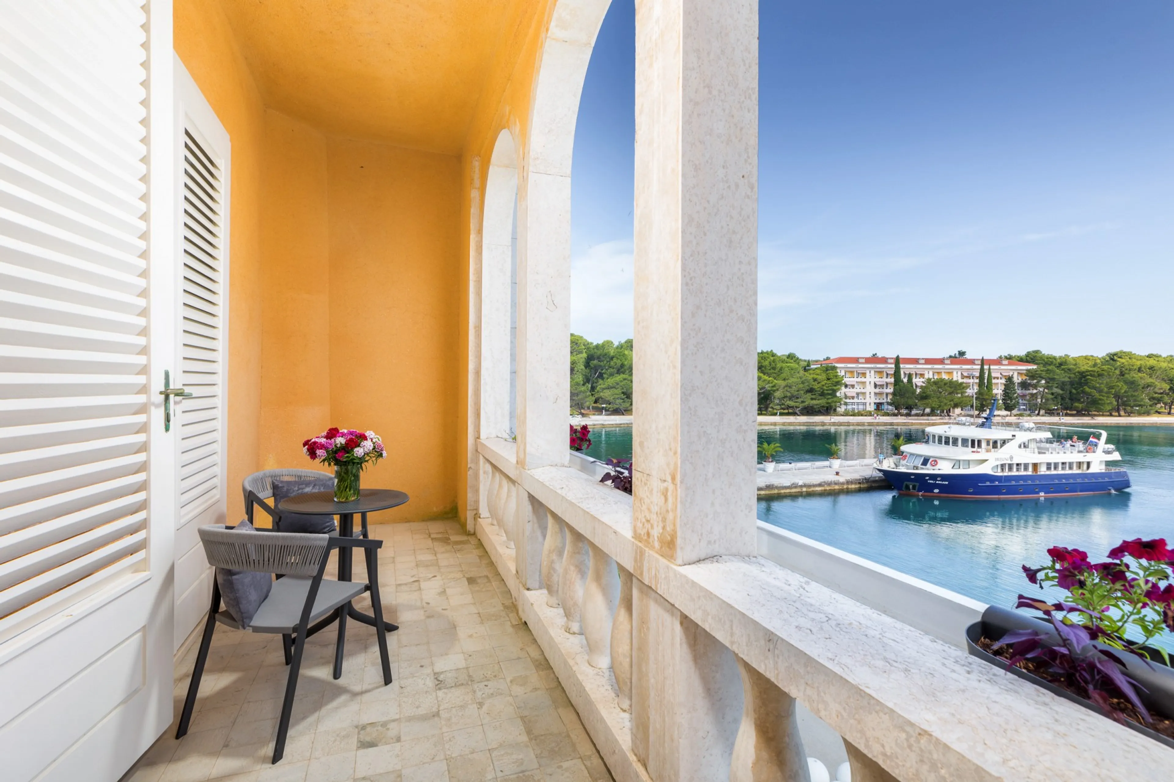 Doppelzimmer mit Balkon und Meerblick - 1