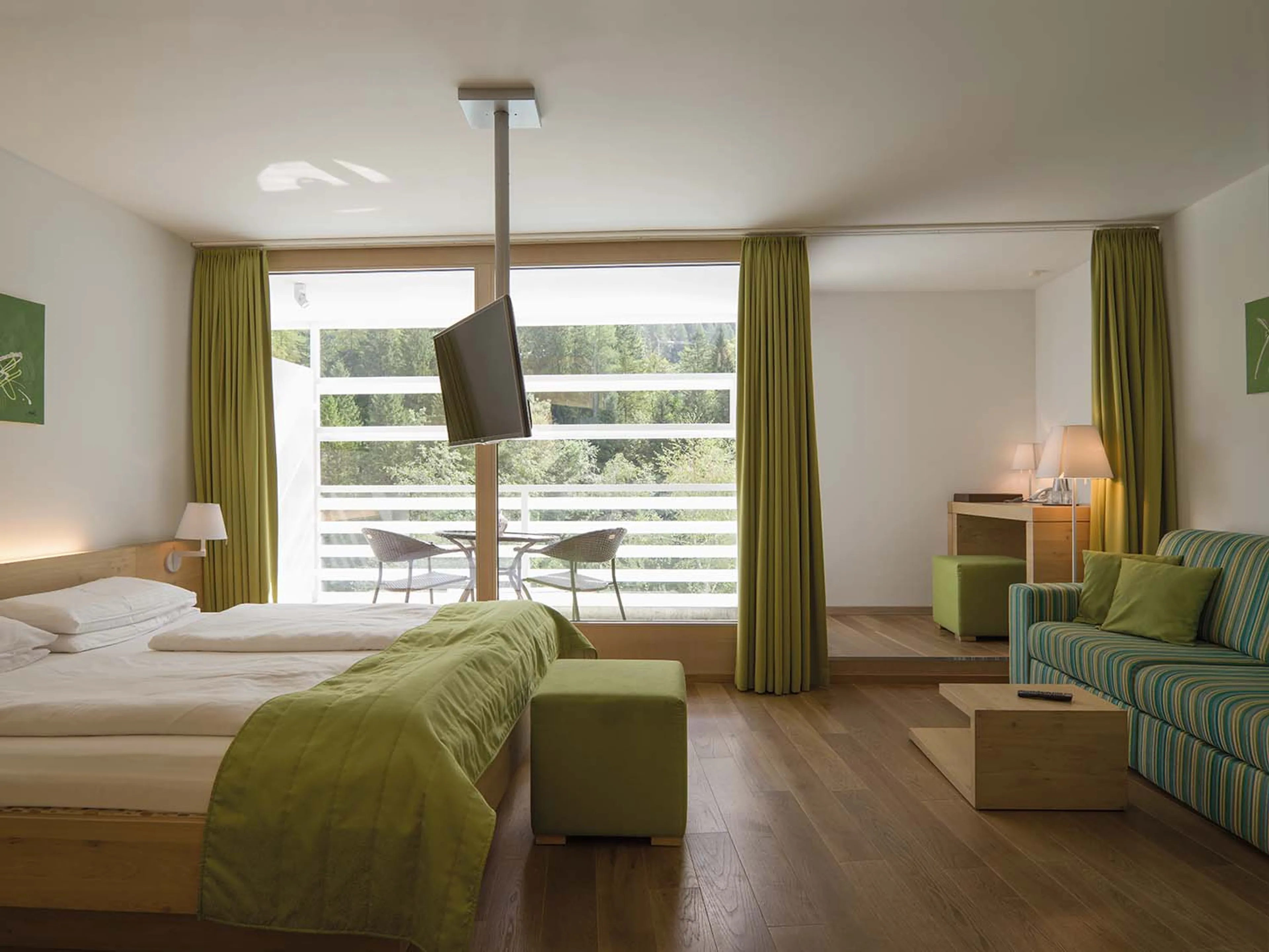 Suite - 1