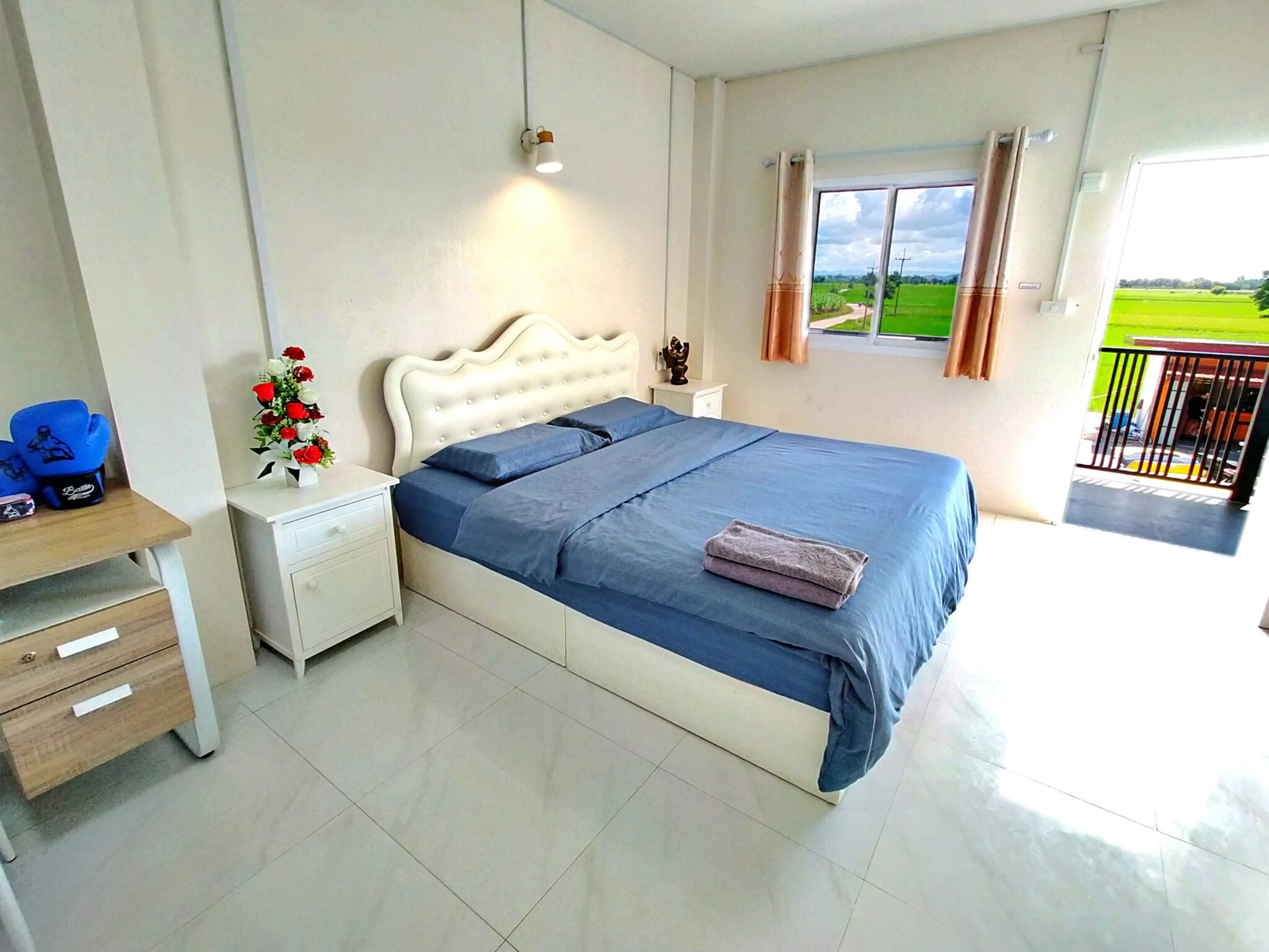 Privates Zimmer mit Poolblick im Wijittra Resort - 1