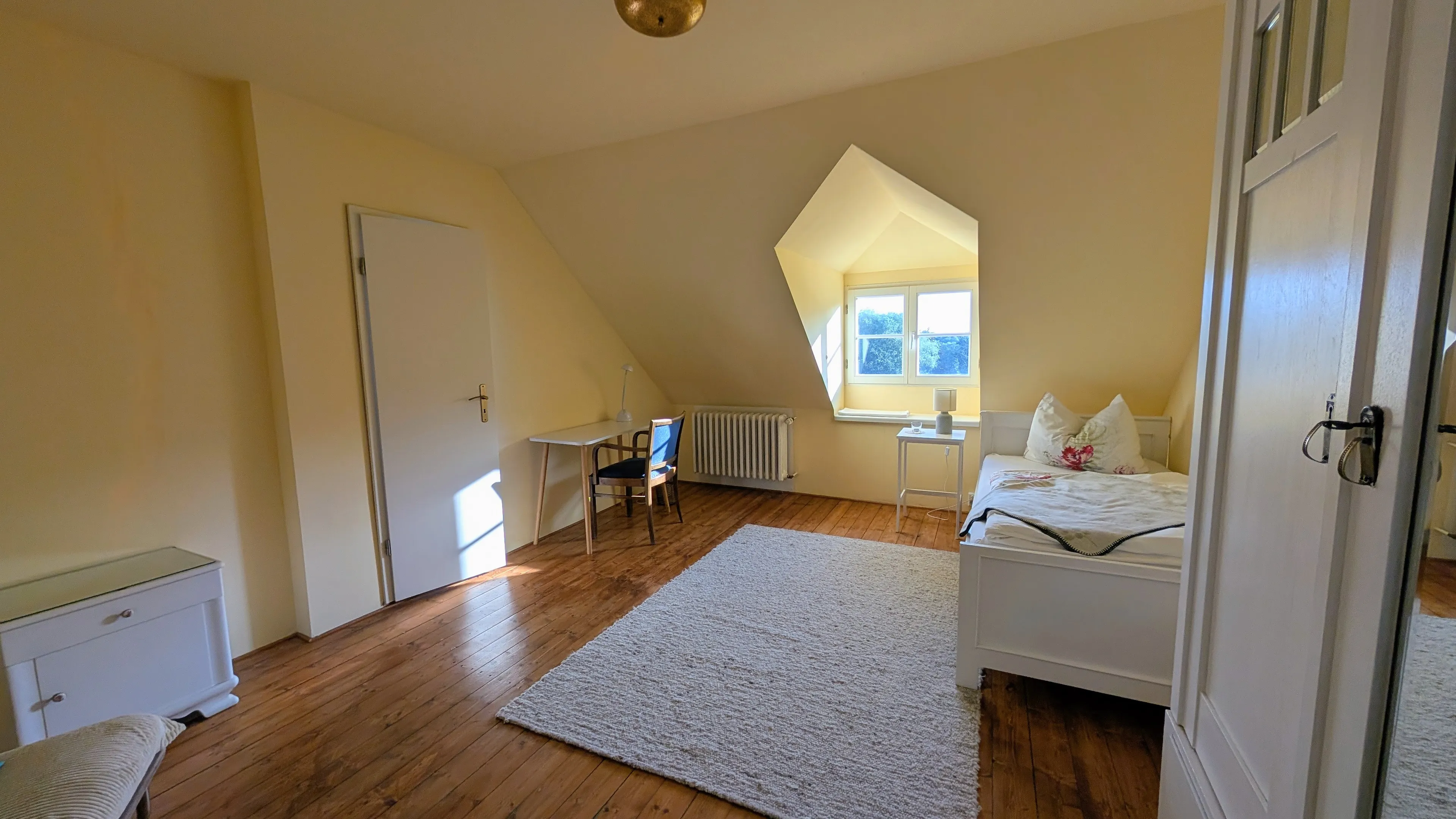 Einzelzimmer mit Bad - 1
