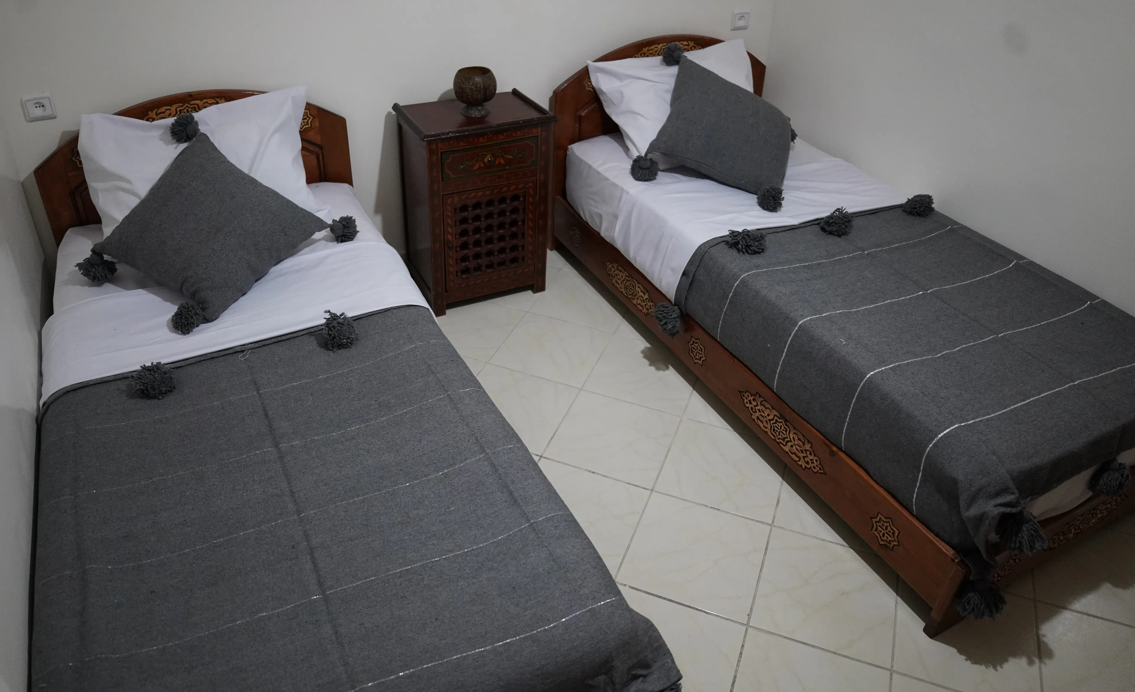 Geteiltes Zimmer - 2