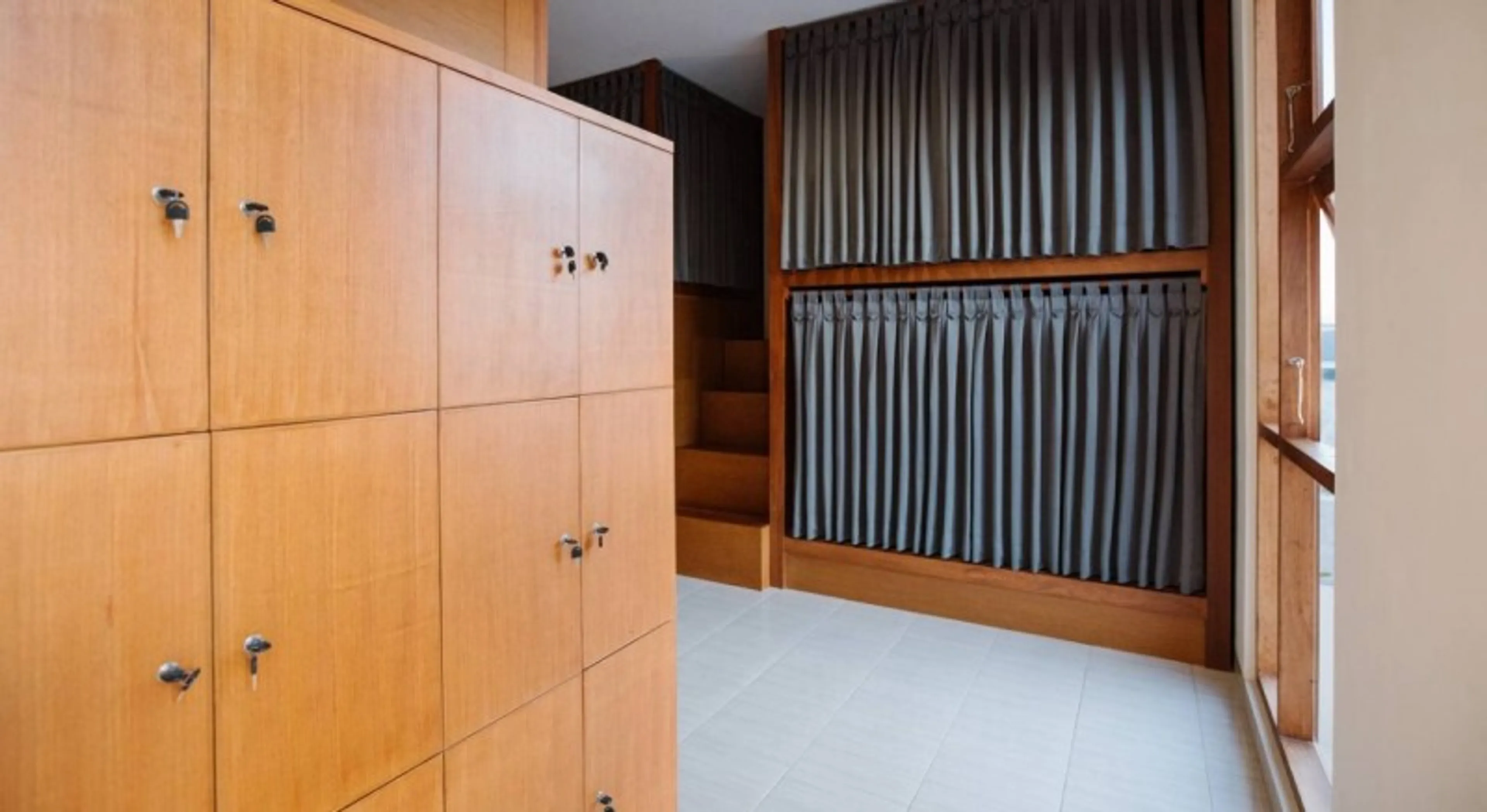 4-Bettzimmer für Frauen - 2