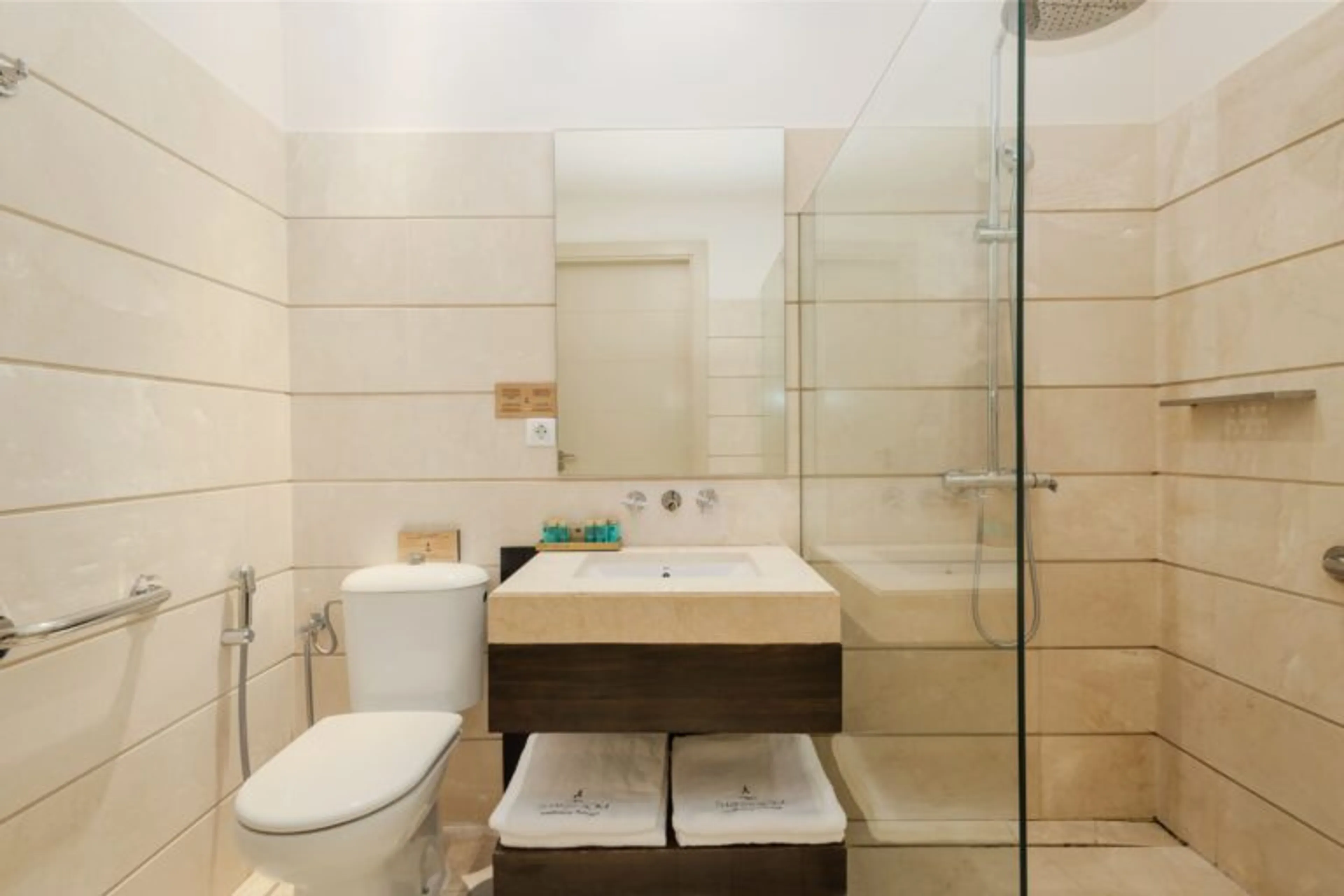 Suite - 3
