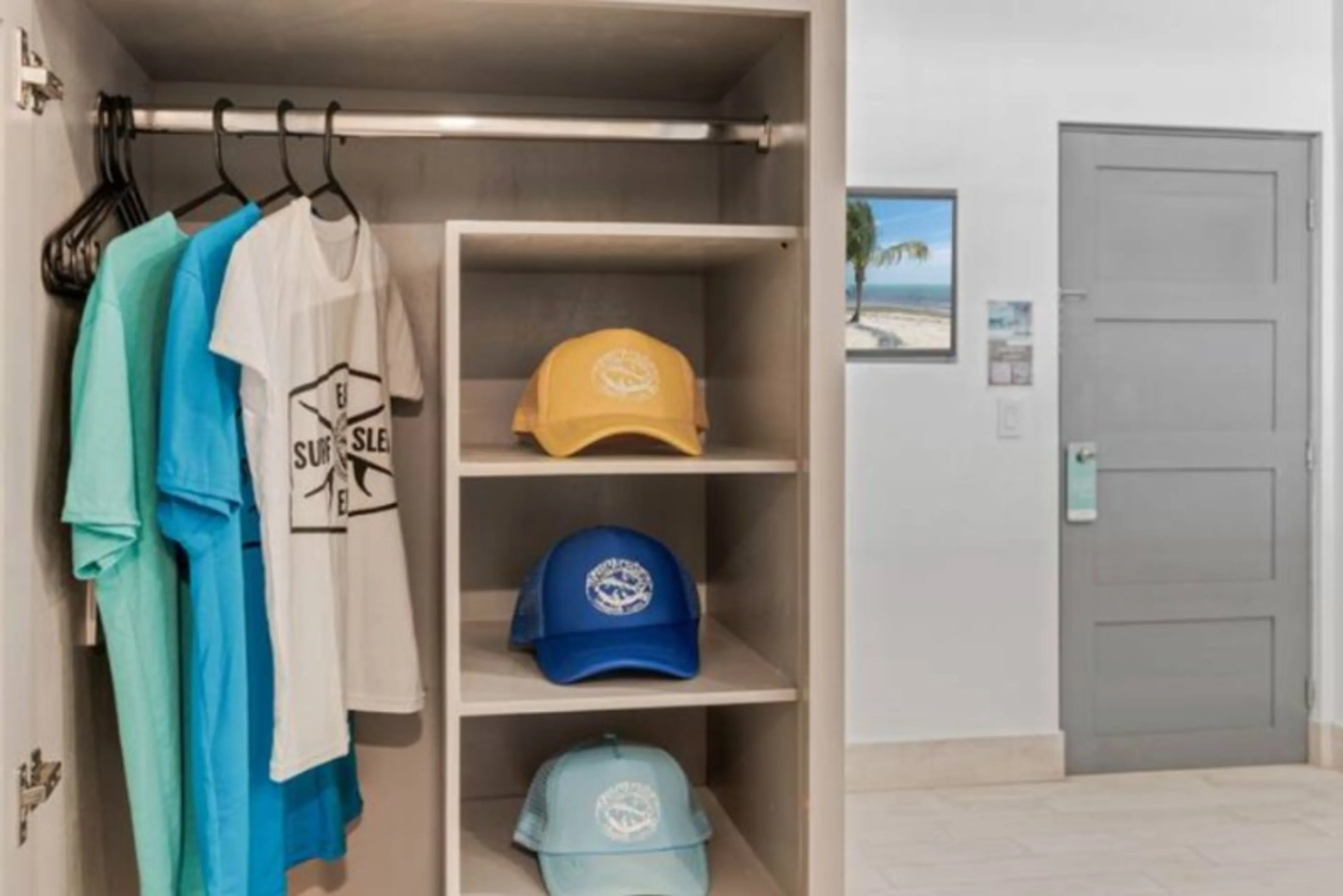 Beachfront Loft Suite - 2