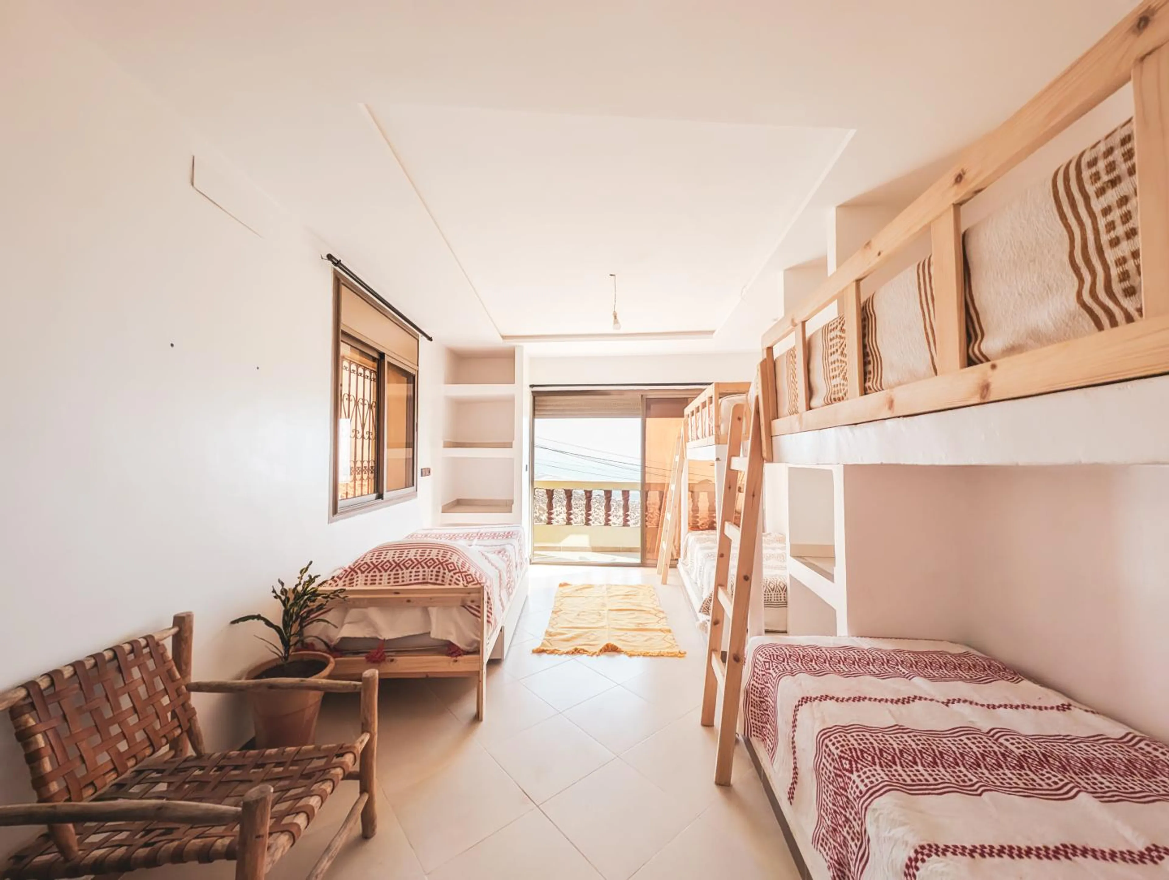 Geteiltes Zimmer mit Balkon - 1