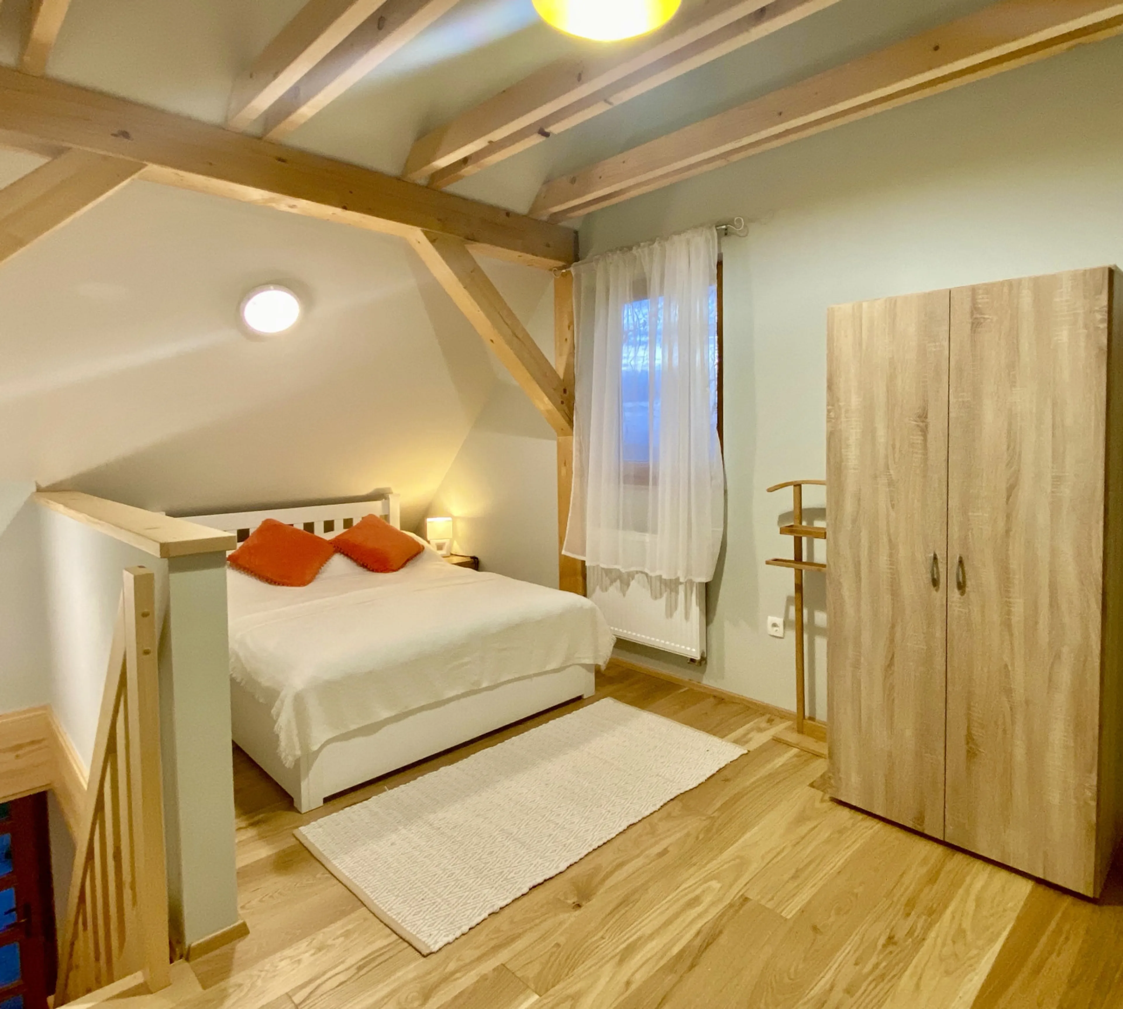 Doppelzimmer mit geteiltem Bad - 1