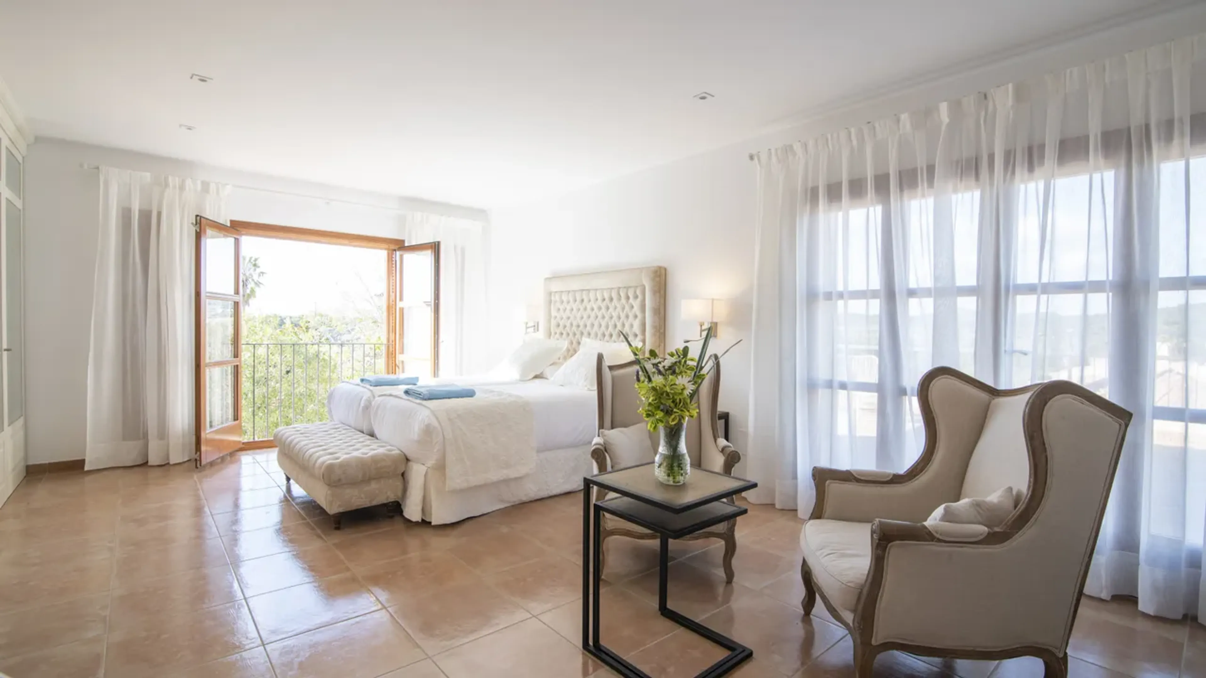 Premium Suite - 1