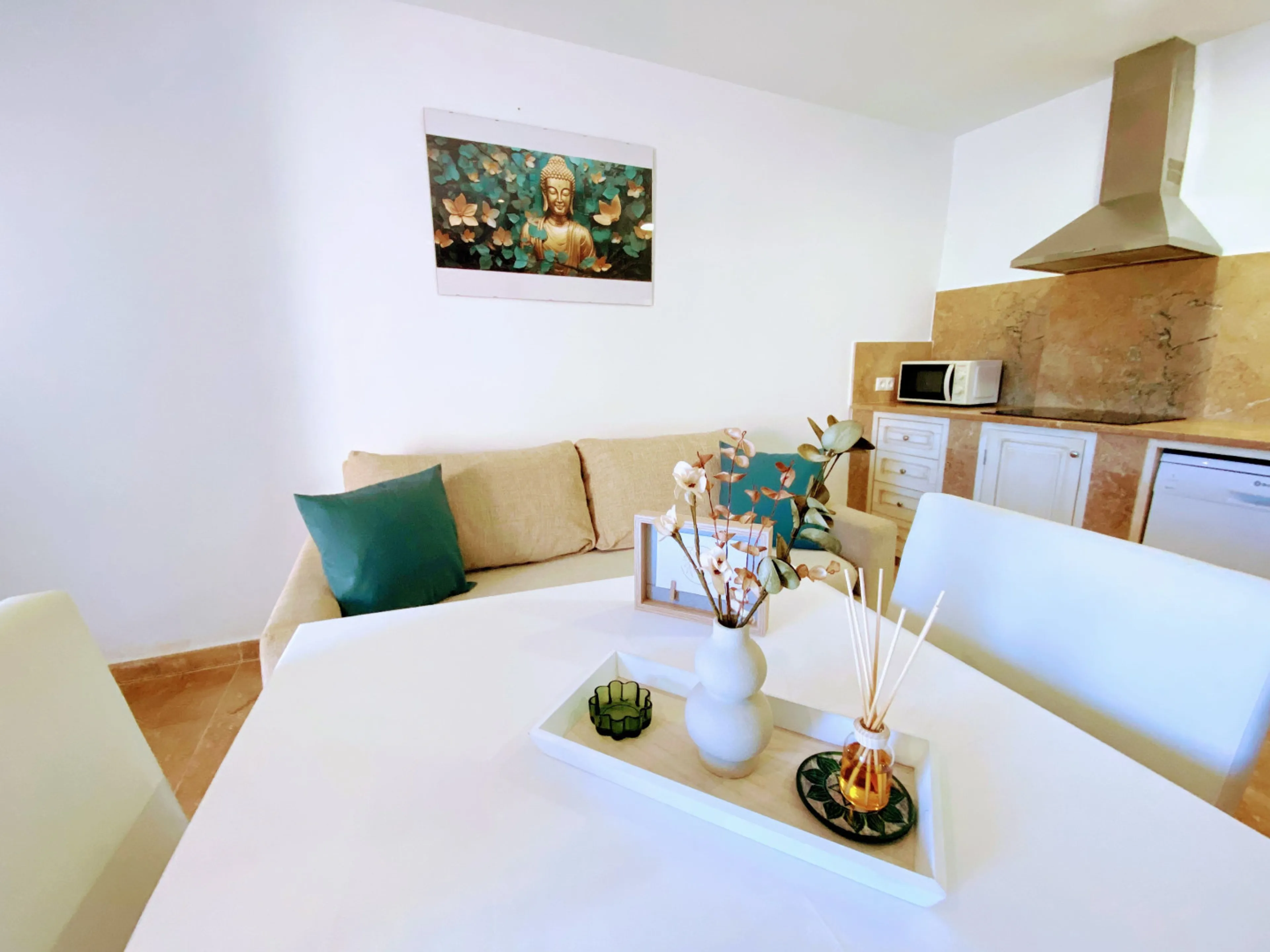 Zimmer mit eigenem Bad im geteiltem Apartment - 7