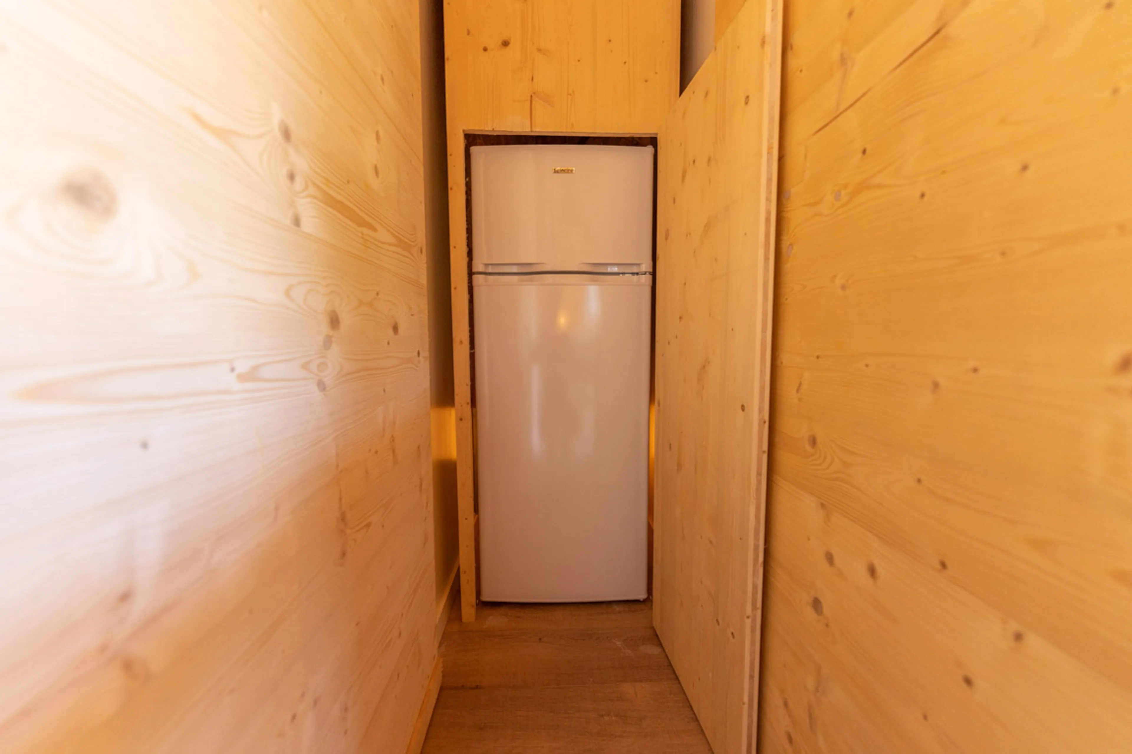 Privates Lodge Zimmer mit geteiltem Badezimmer - 4
