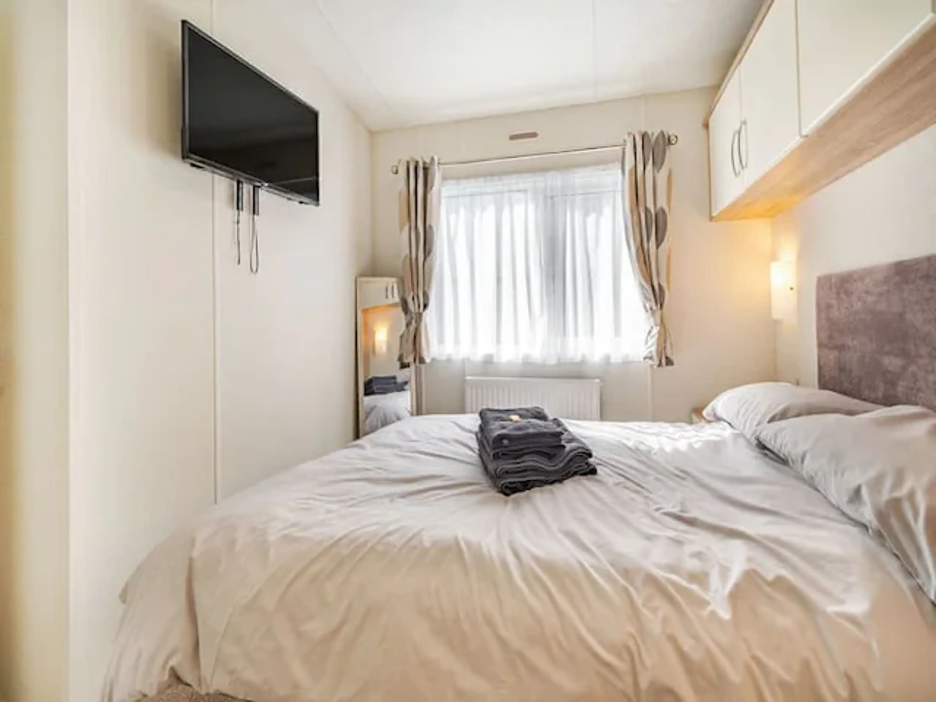 Cottage / Lodge - 2