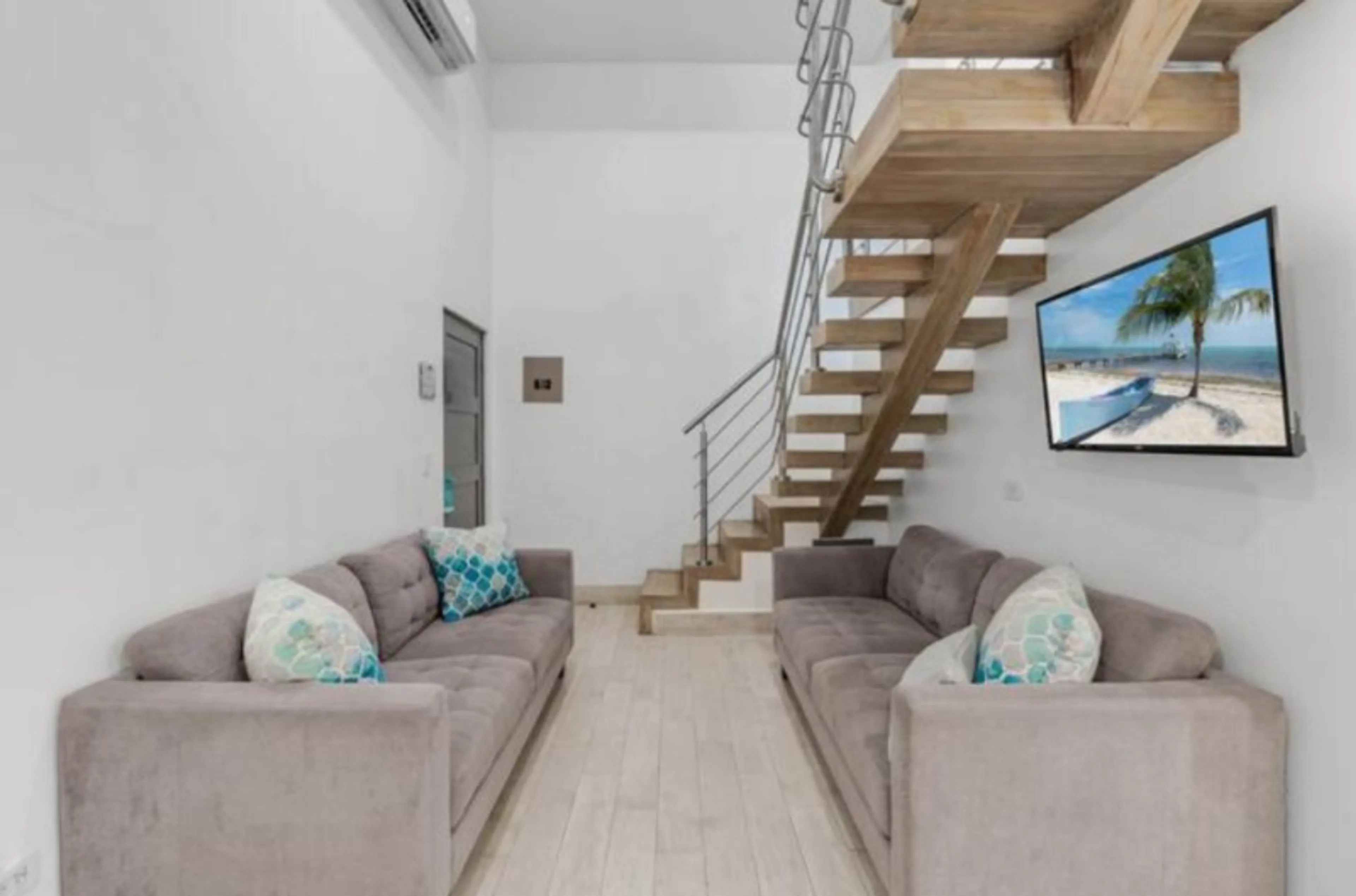Beachfront Deluxe Loft Suite für bis zu 10 Personen - 8
