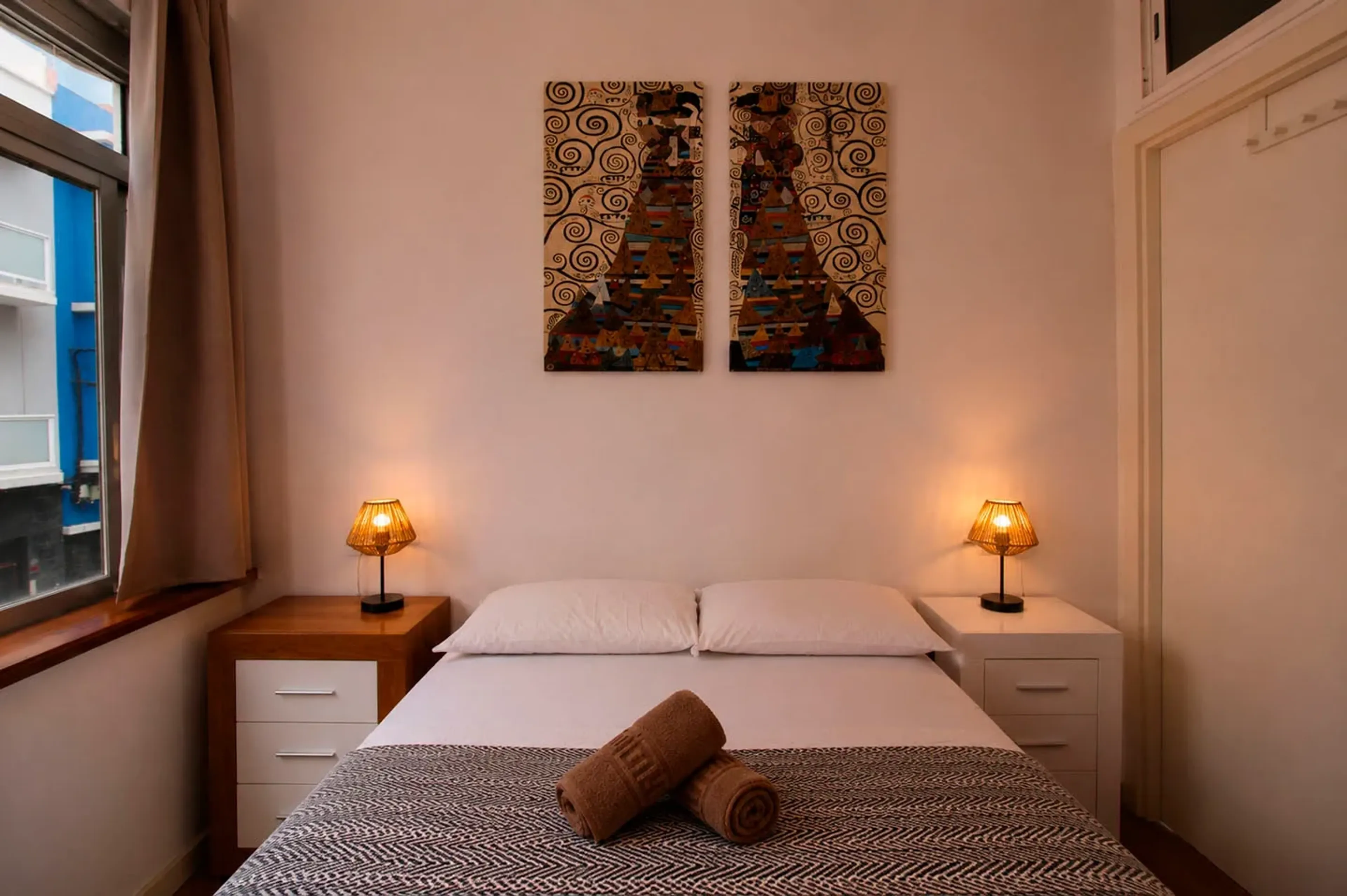 Doppelzimmer mit Außenfenster und Gemeinschaftsbad - 3