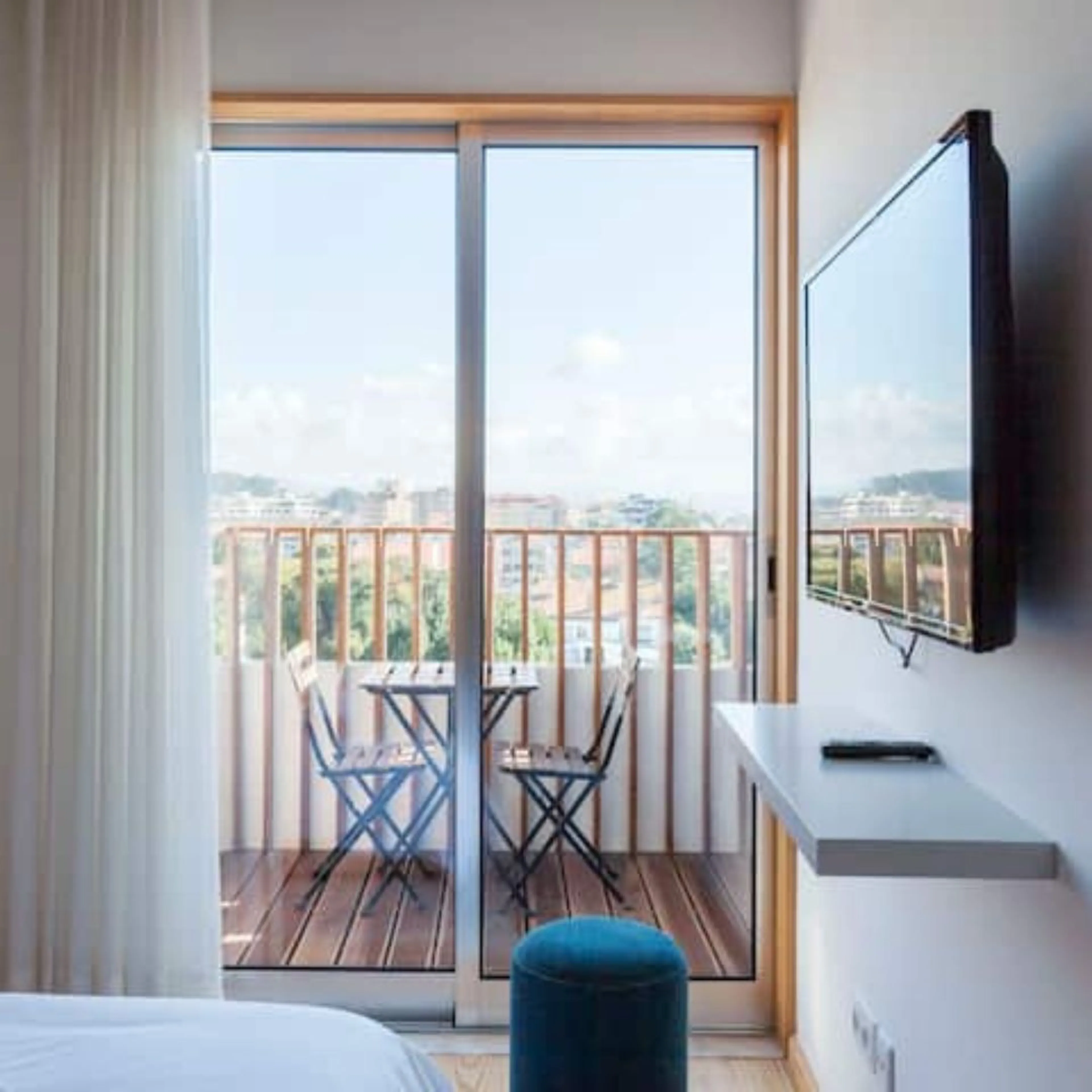 Geteiltes 2-Bettzimmer mit privatem Bad - 3