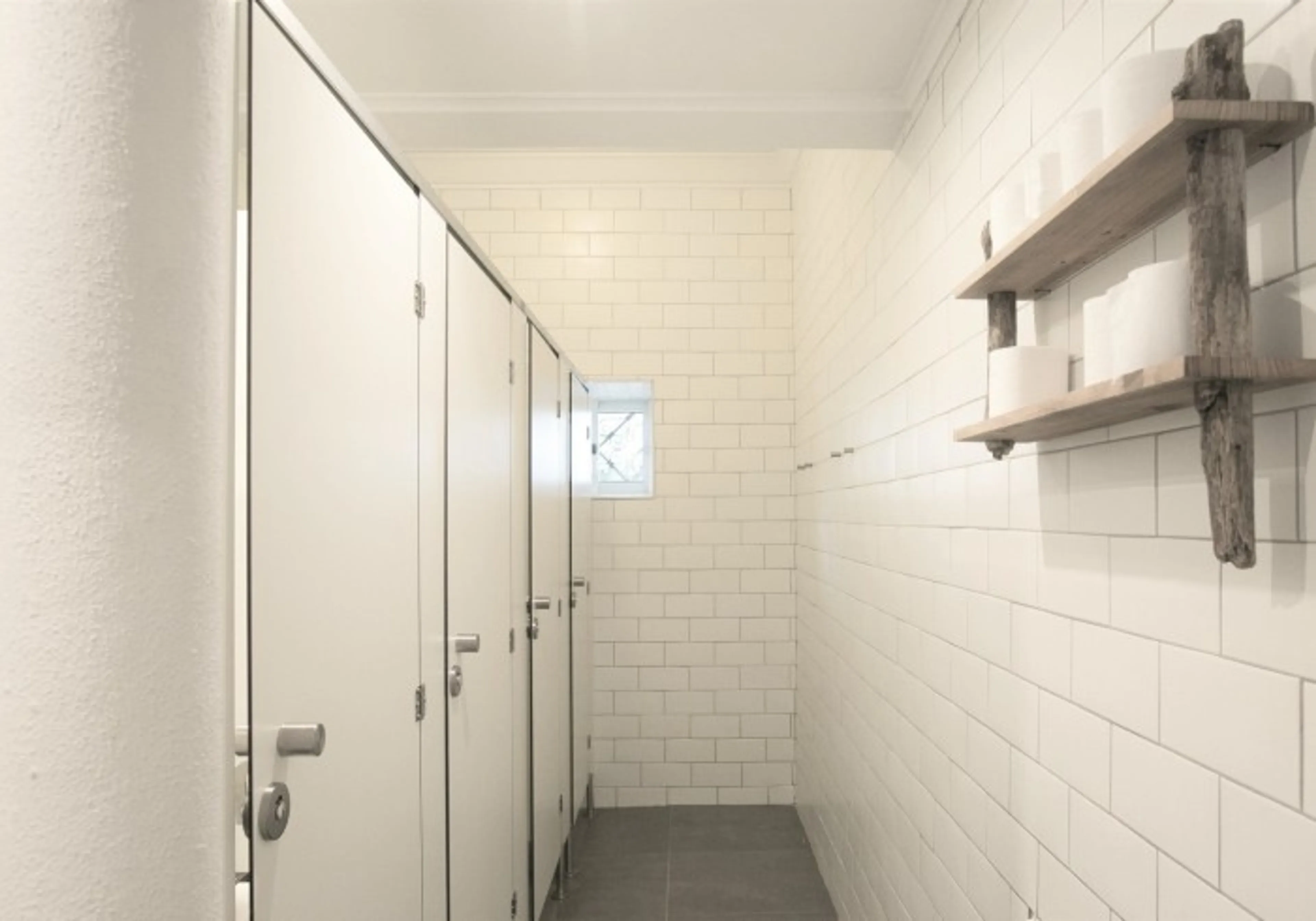 Doppelzimmer mit geteiltem Bad - 2