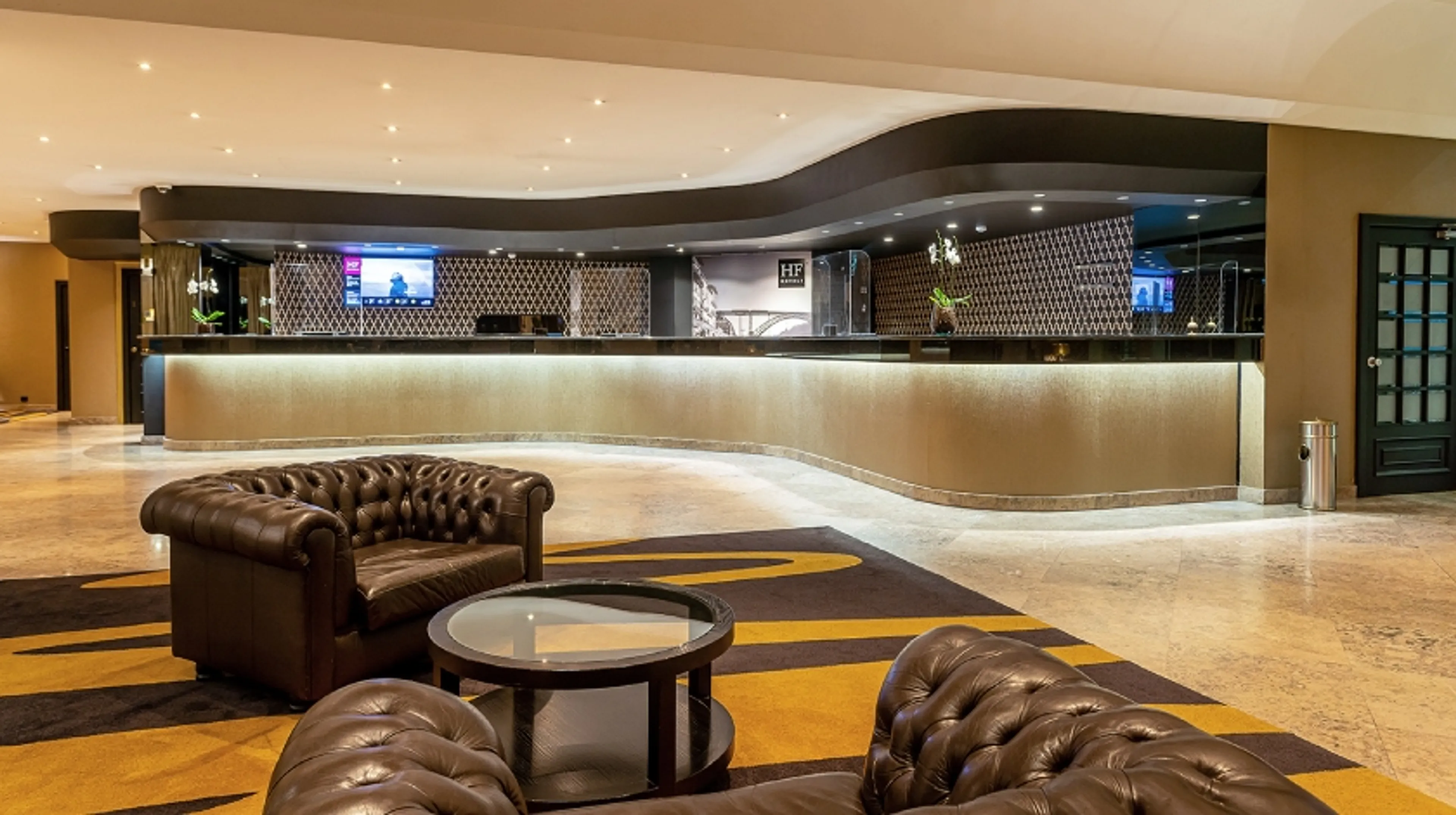 Privates Zimmer im 5-Sterne-Hotel - 10