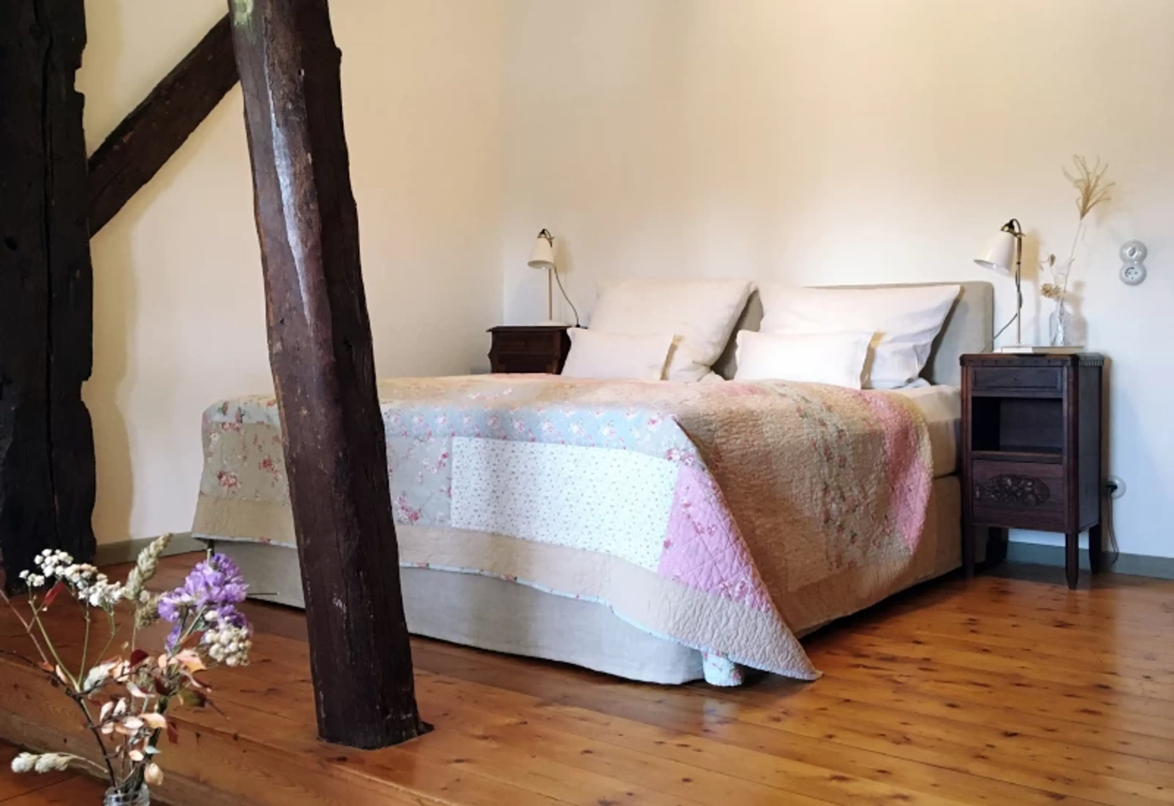 Doppel- als Einzelzimmer mit privatem Badezimmer - 1