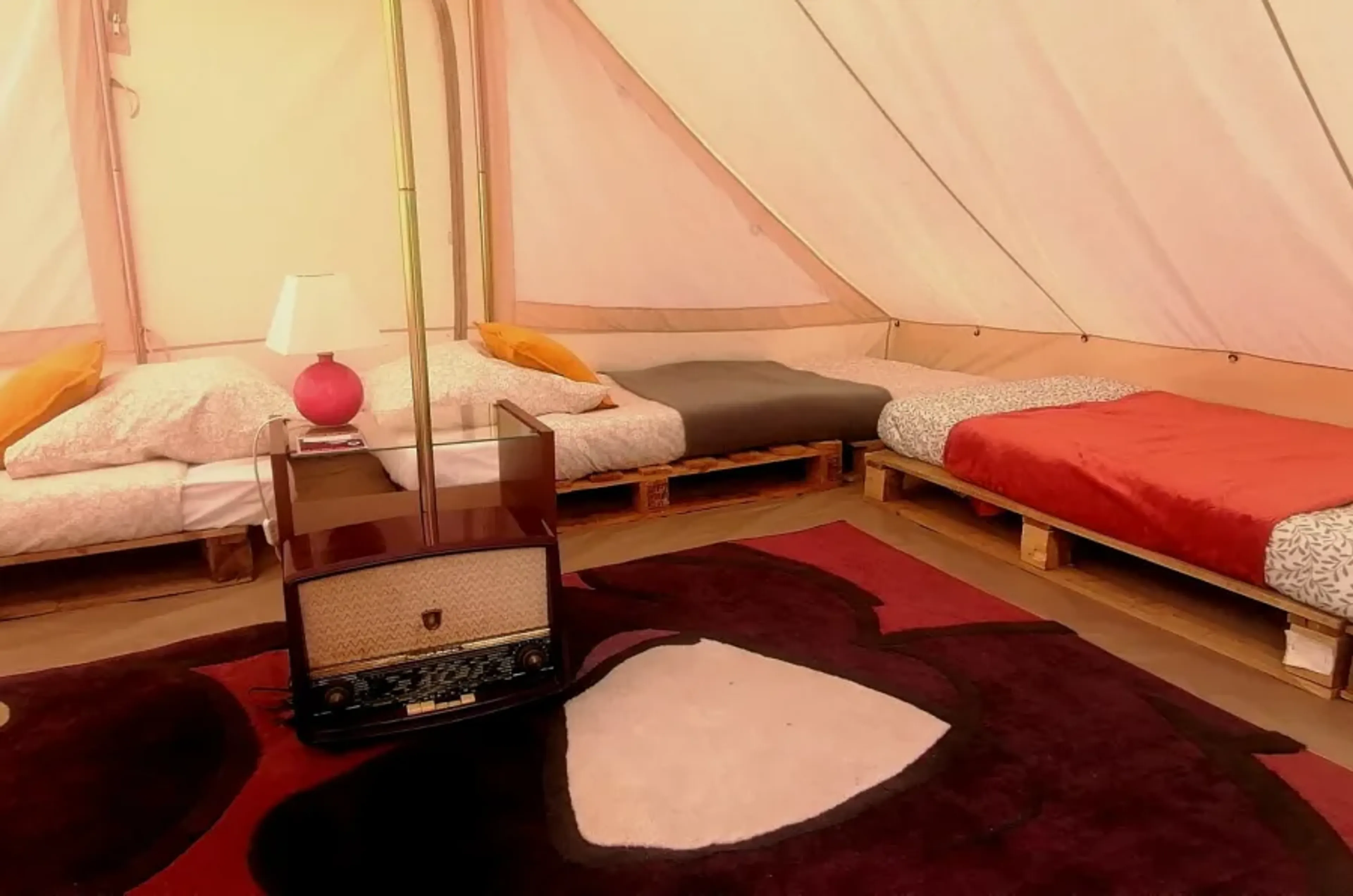 Geteiltes Tipi - 1