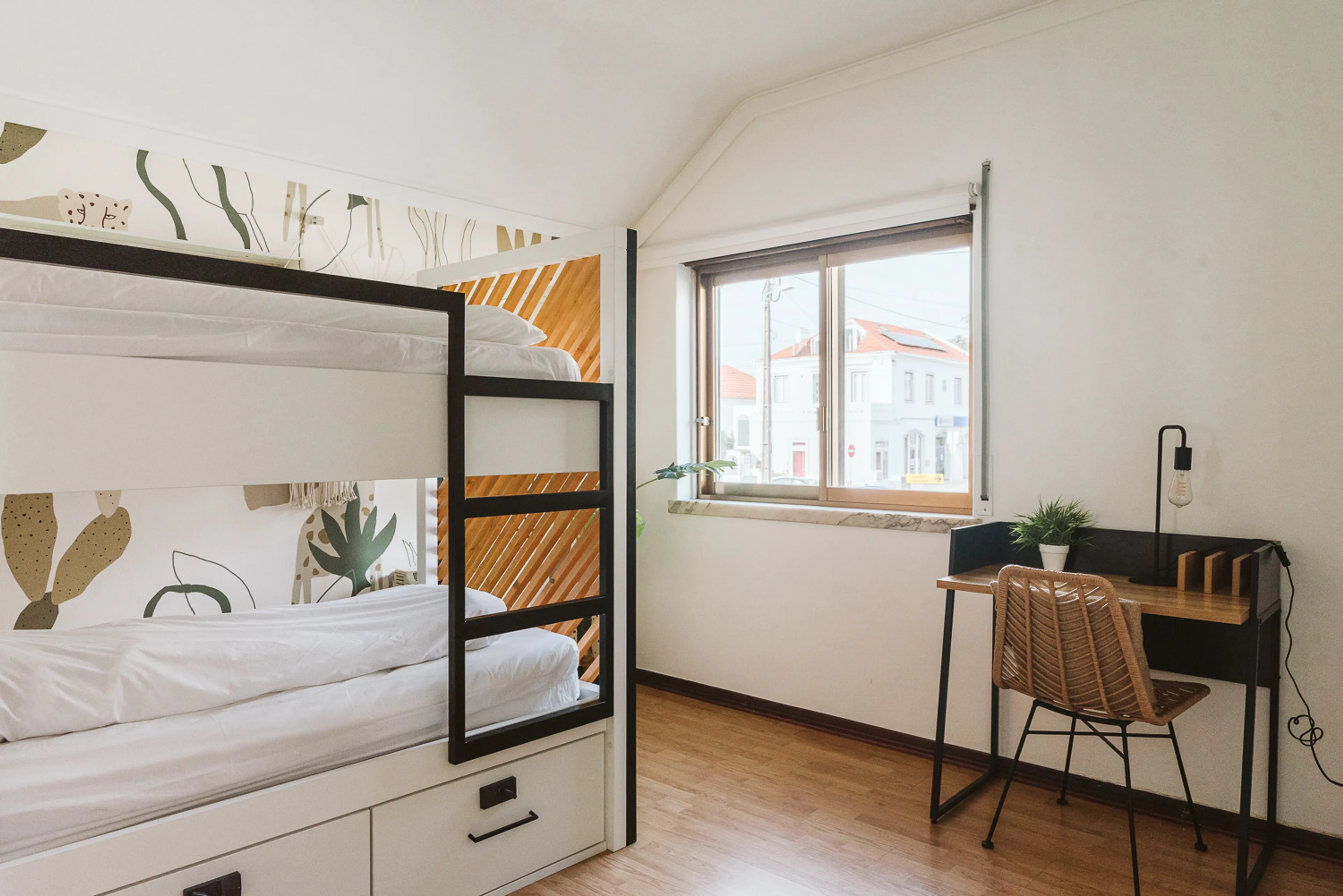 Geteiltes Zweibettzimmer mit Balkon in separater Villa - 4