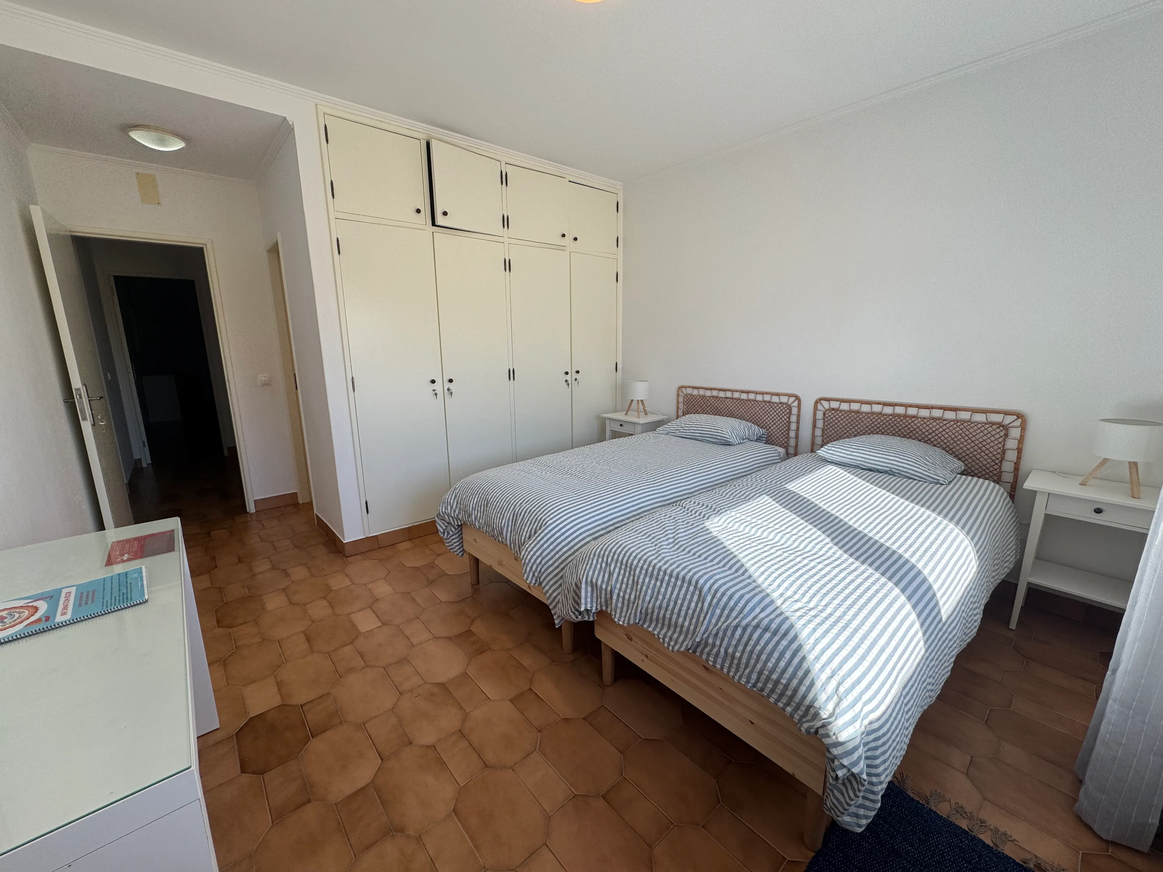 Zweibett-/Doppelzimmer mit eigenem Bad - 21