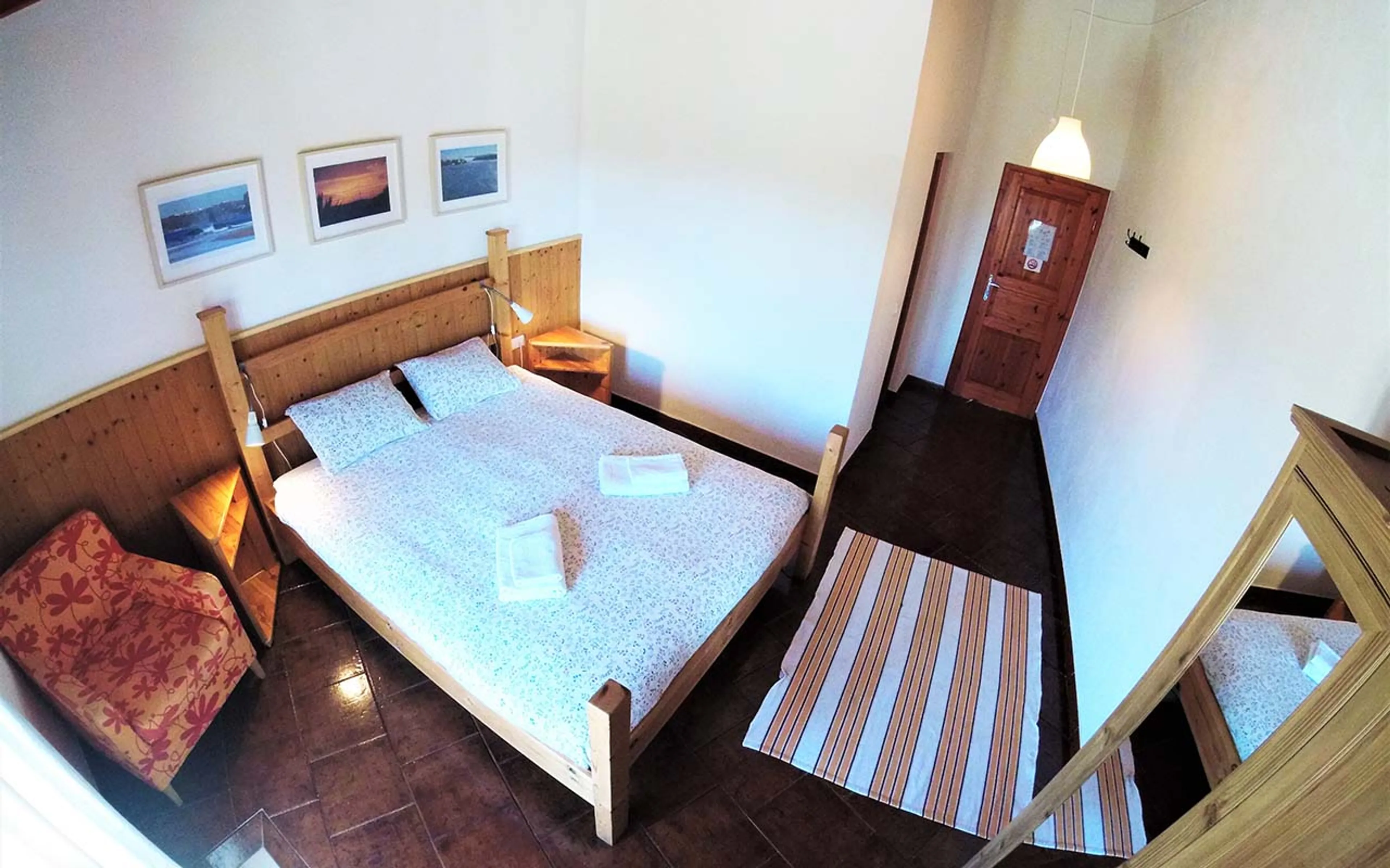 Privates Zimmer mit Terrasse - 4