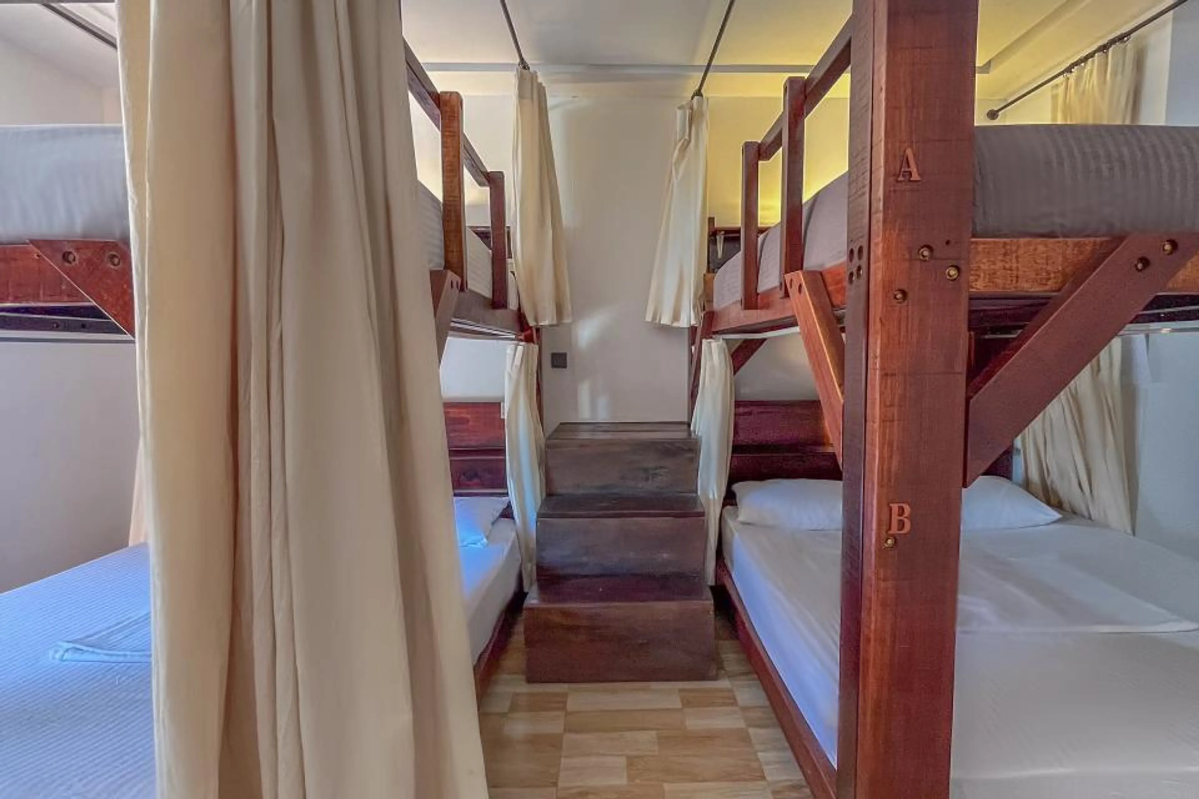 Bett im 4er-Mehrbettzimmer Deluxe - 3
