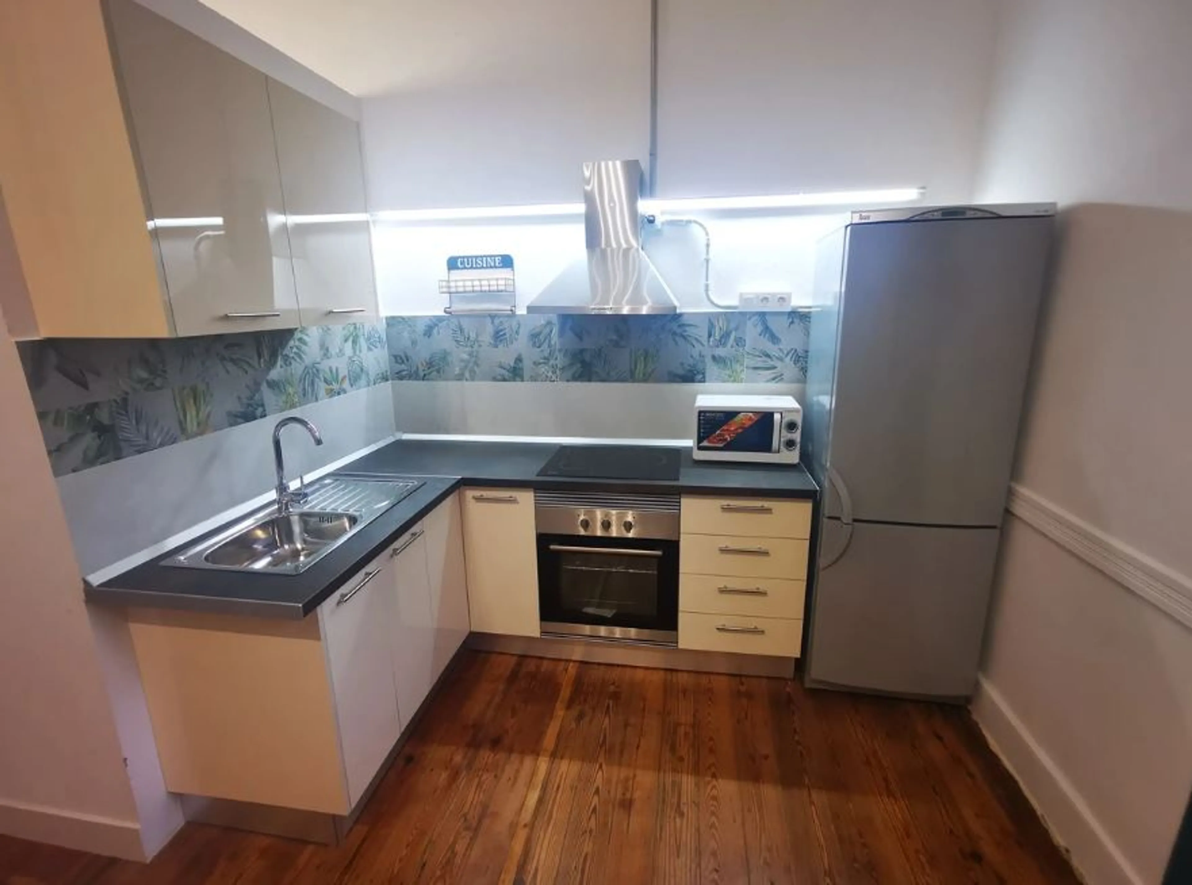 Deluxe Suite - 3